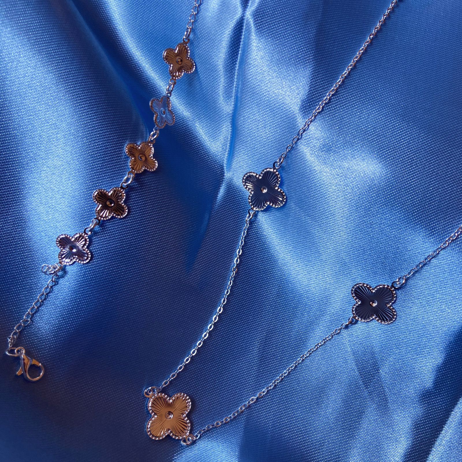 Colar Trevo Diamantado 60cm (pulseira não inclusa)