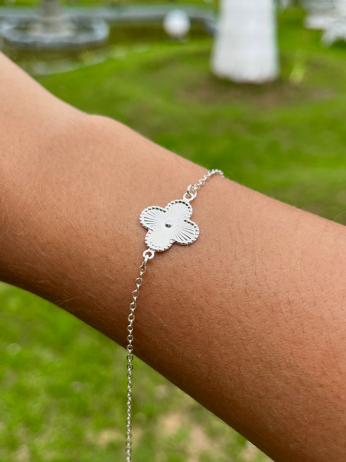 Pulseira Trevo Diamantada