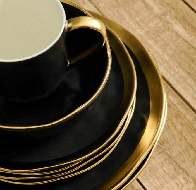 Modern Poreclain 16 Piece Dinnerware Set, Plates and Bowls Set, Dish set for 4, Black And Golden Rim