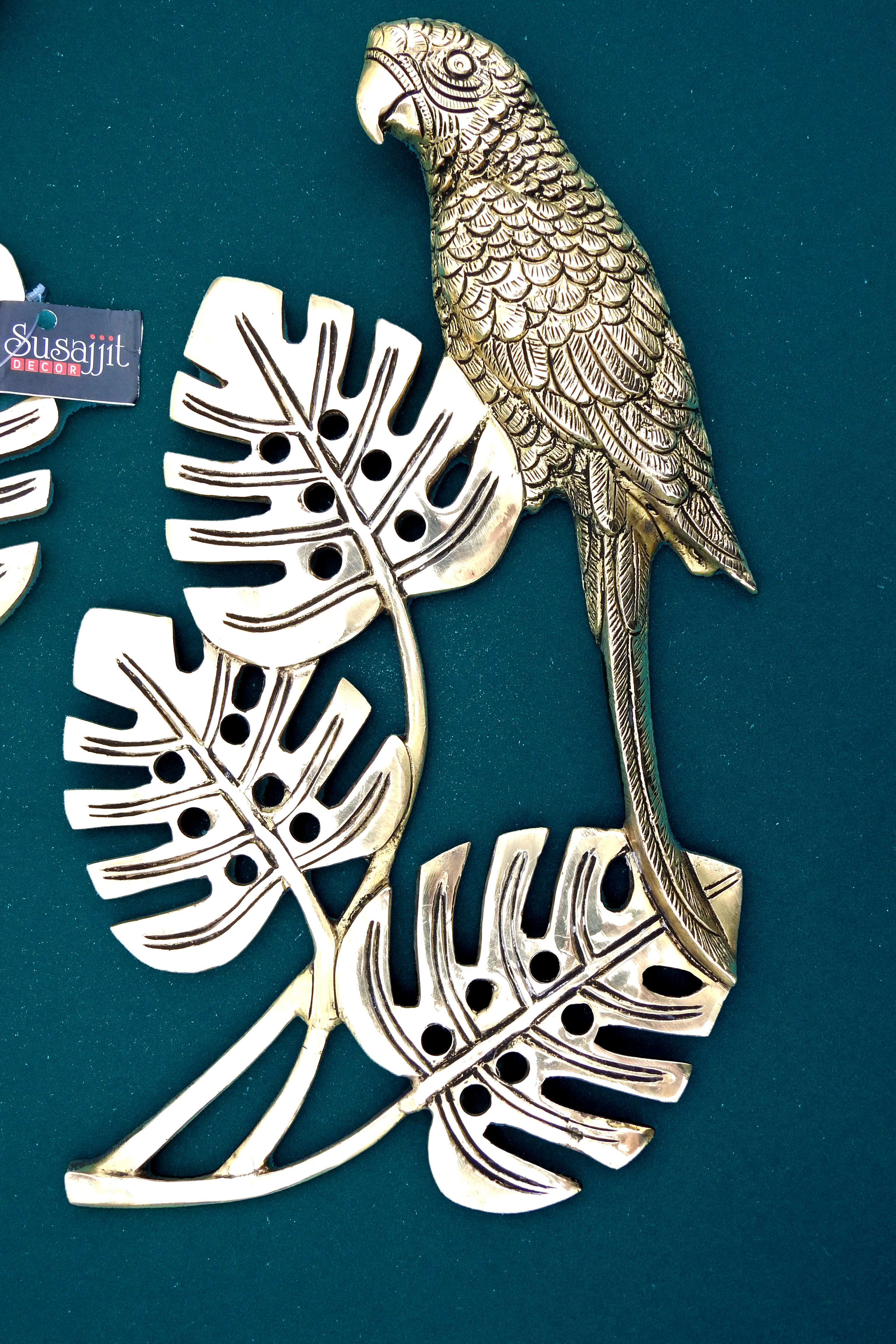 Stunning Brass Parrots wall hanging Elegant Decorative Showpiece wall decor for living room