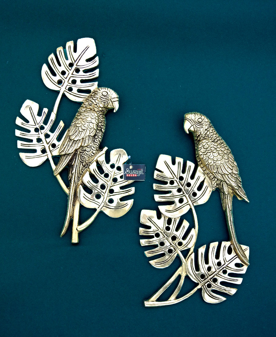 Stunning Brass Parrots wall hanging Elegant Decorative Showpiece wall decor for living room
