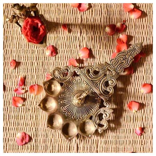 Traditional Brass Oil Lamp