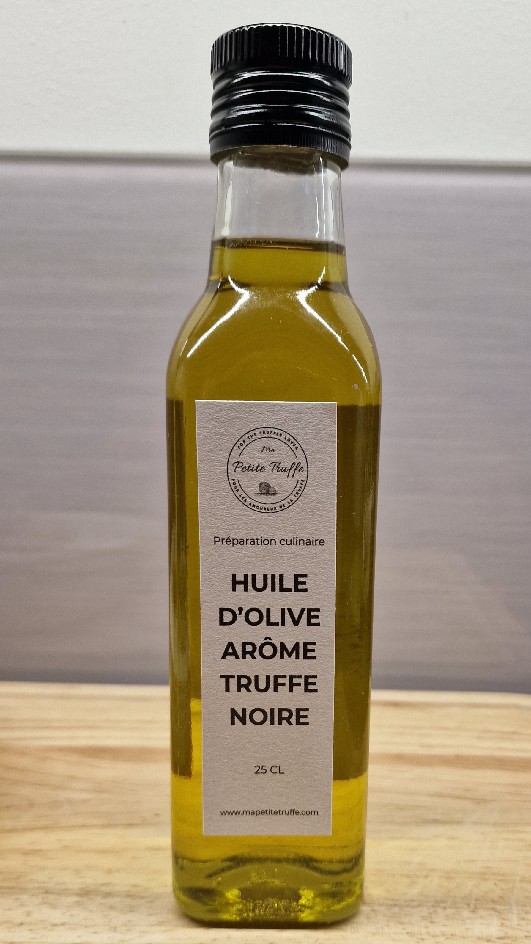 Huile d’olive arôme truffe noire