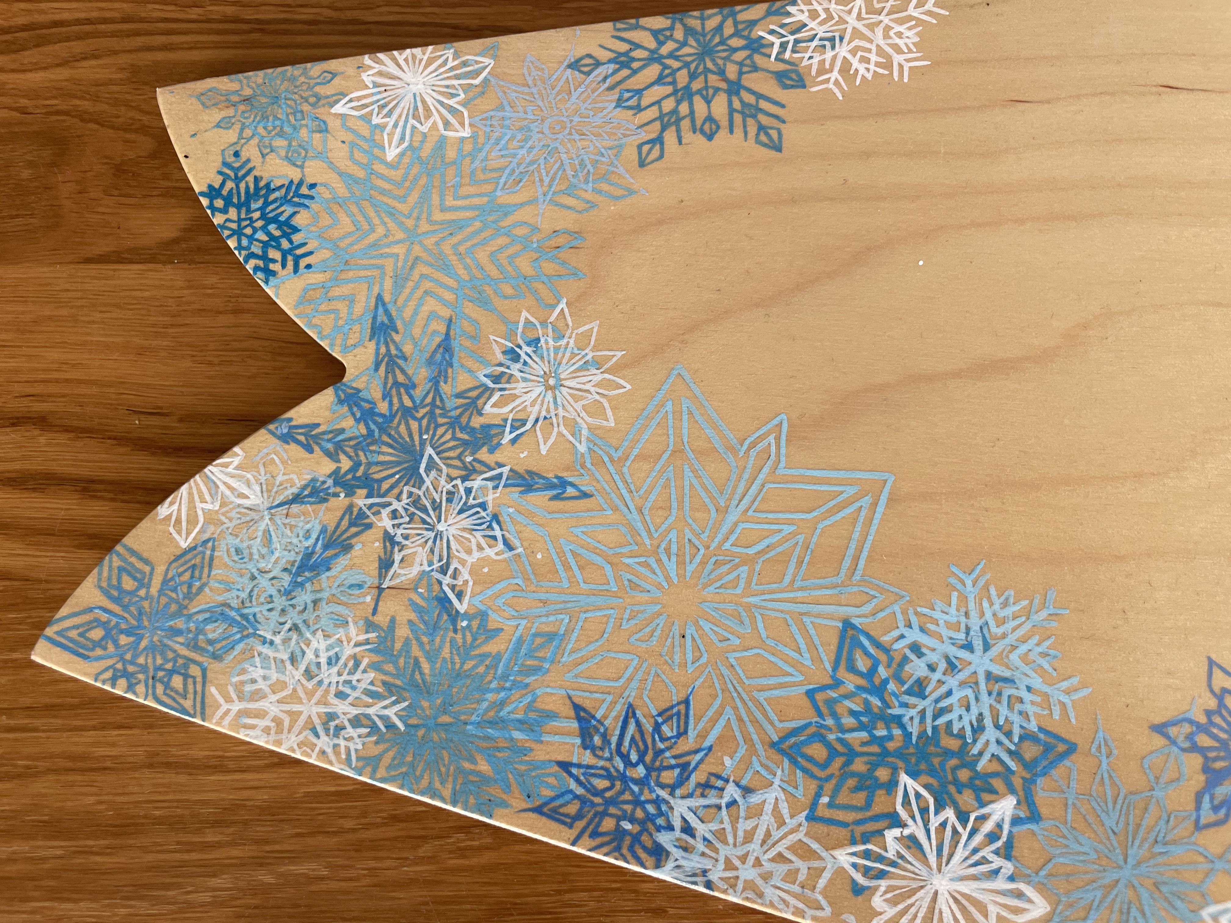 Halltal (Deer with Snowstars)