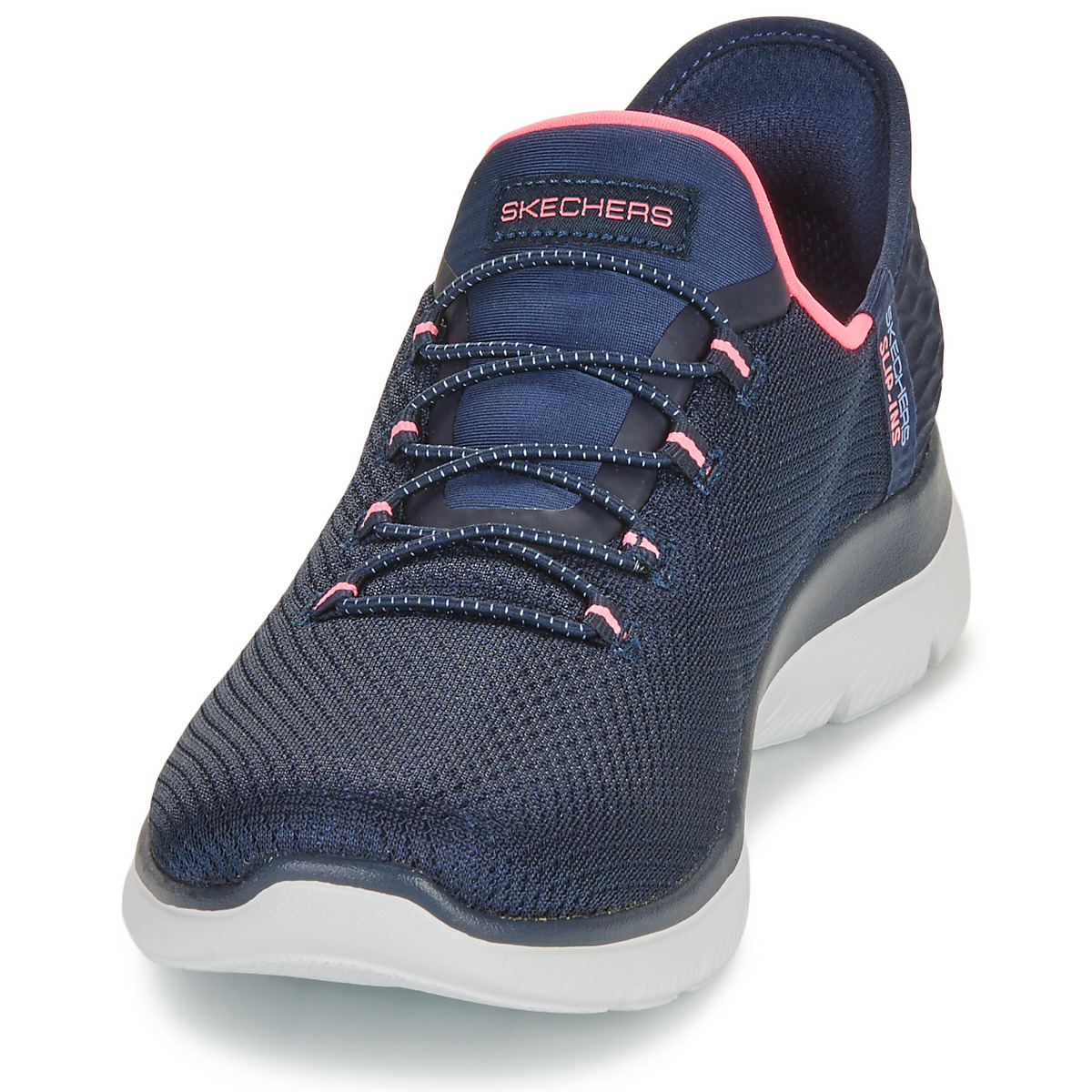 SKECHERS