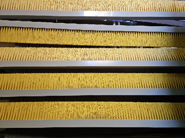 Brosse sur mesure pour bande transporteuse convoyeur