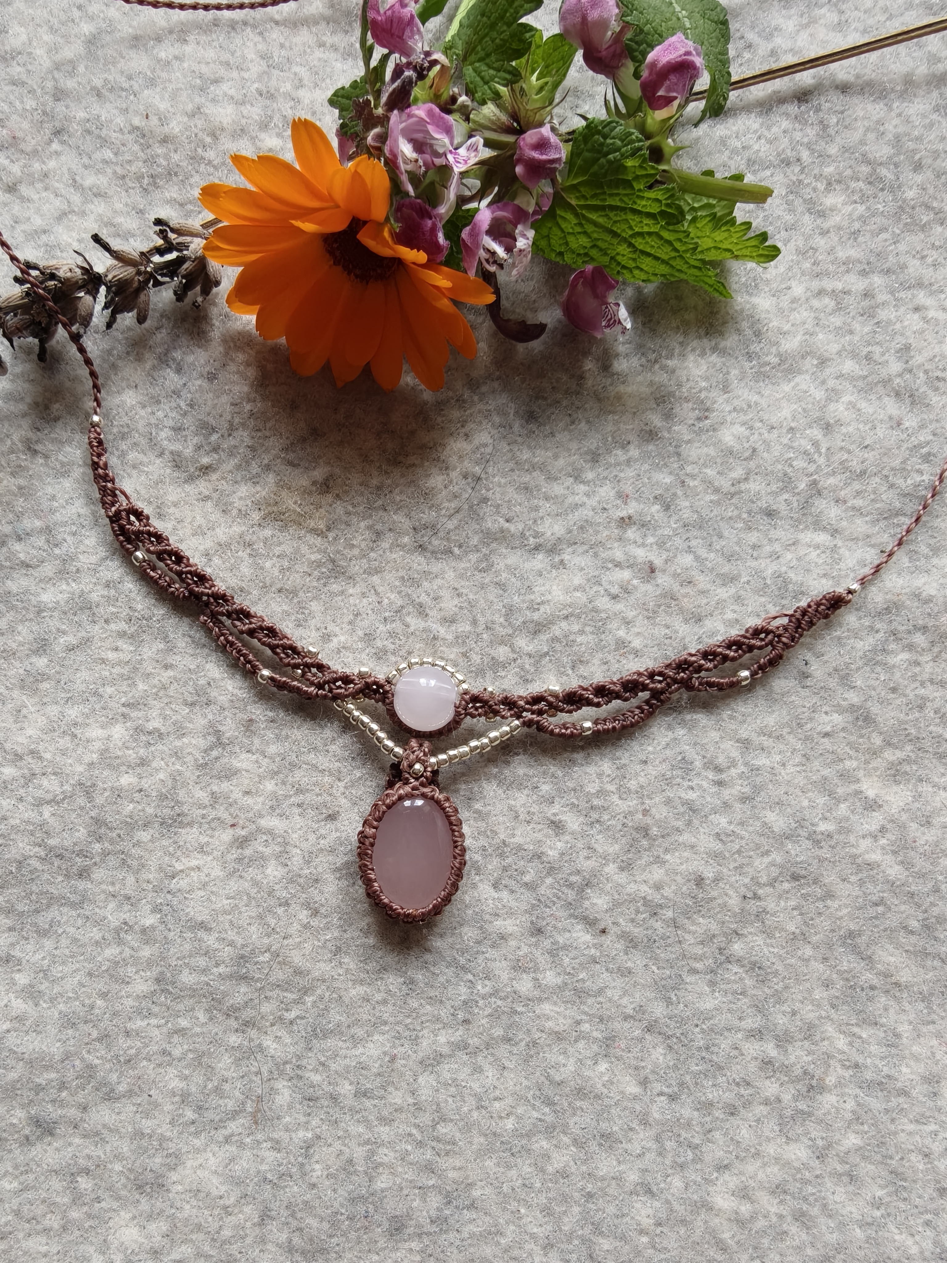 Macrame necklace - Rose quartz Crystal 