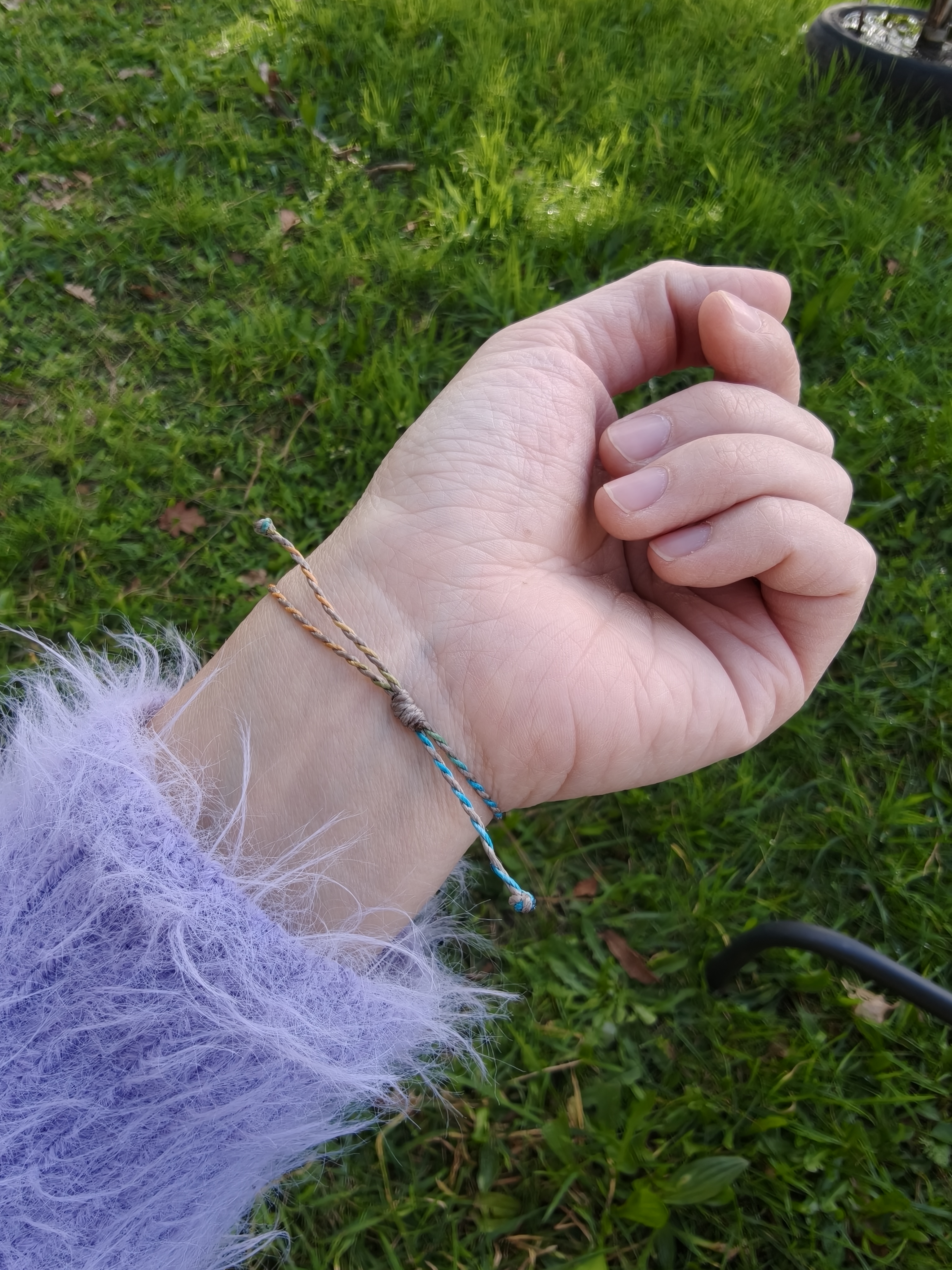 Minimalism macrame bracelet - Tourmaline + Hematite