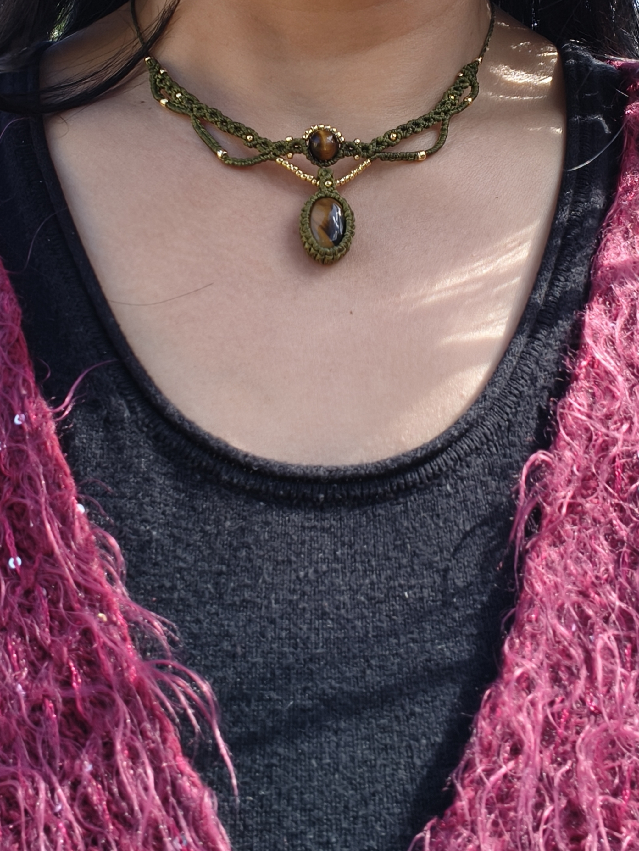 Macrame necklace - Tiger's eye 