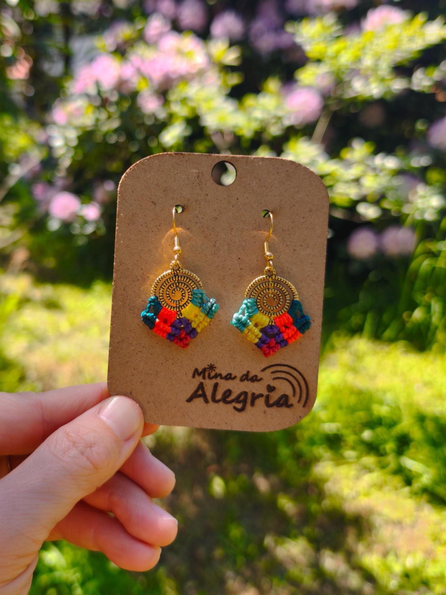 Macrame Spiral earrings - Rainbow 1