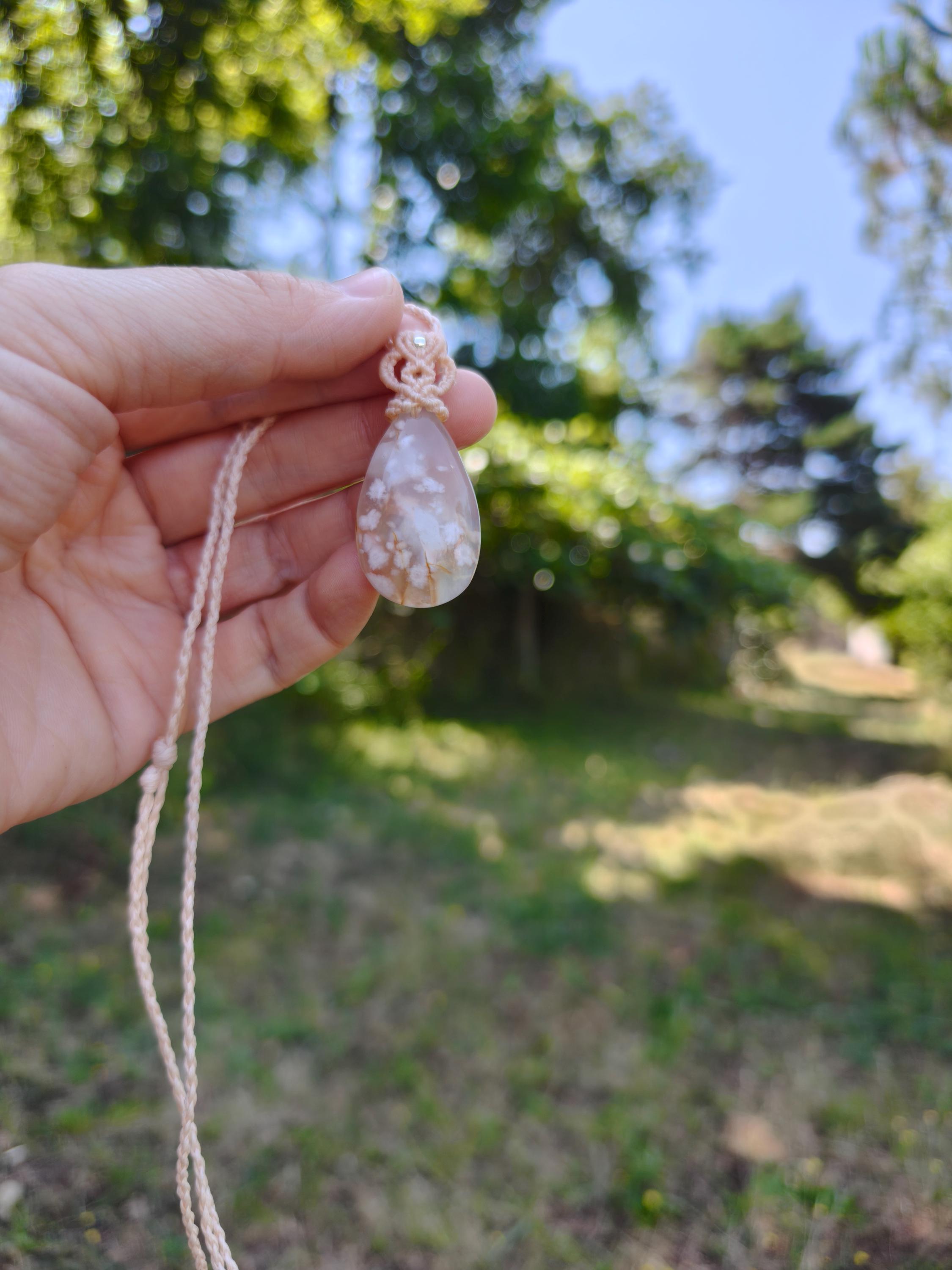 Flower agate Necklace