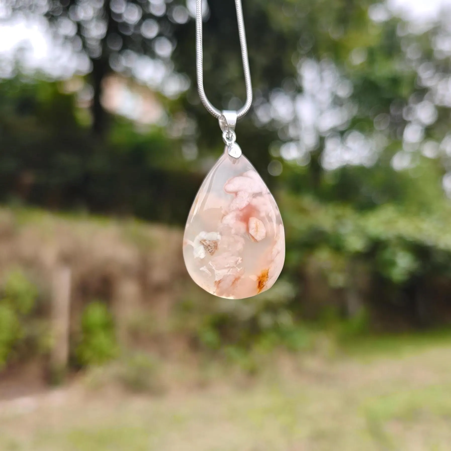 Flower agate Necklace