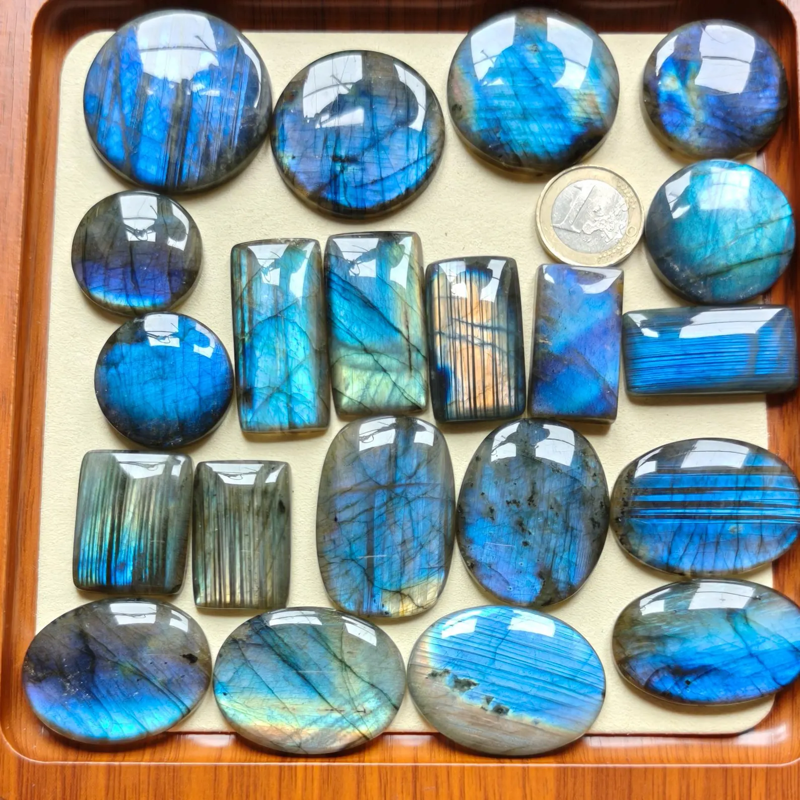 Large blue Labradorite cabochon
