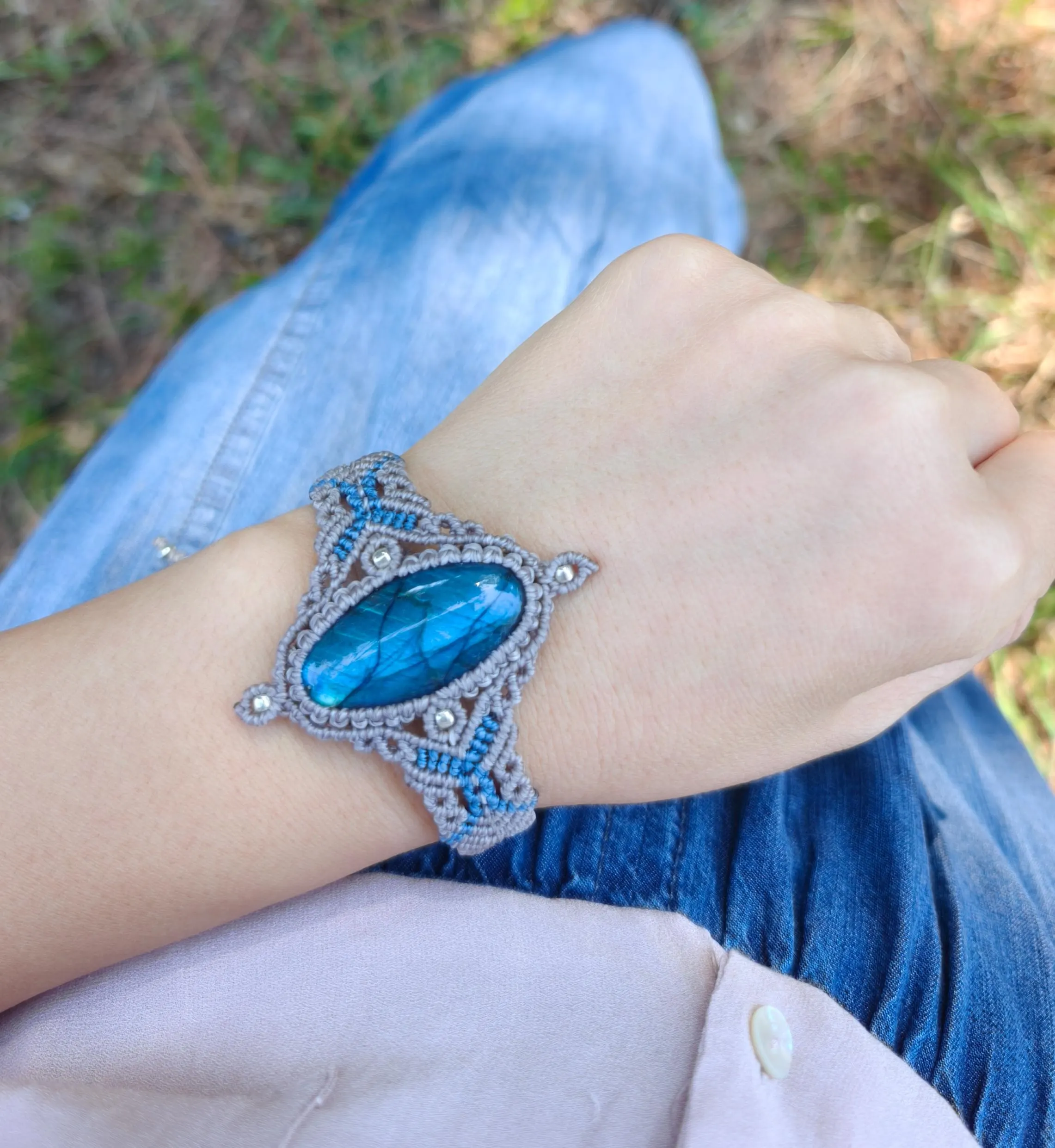 Labradorite Macrame Bracelet