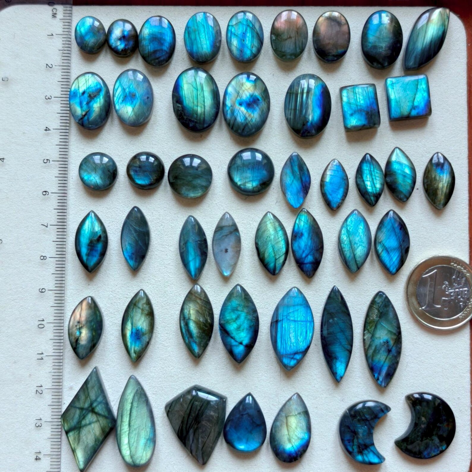 Small Labradorite in different shapes