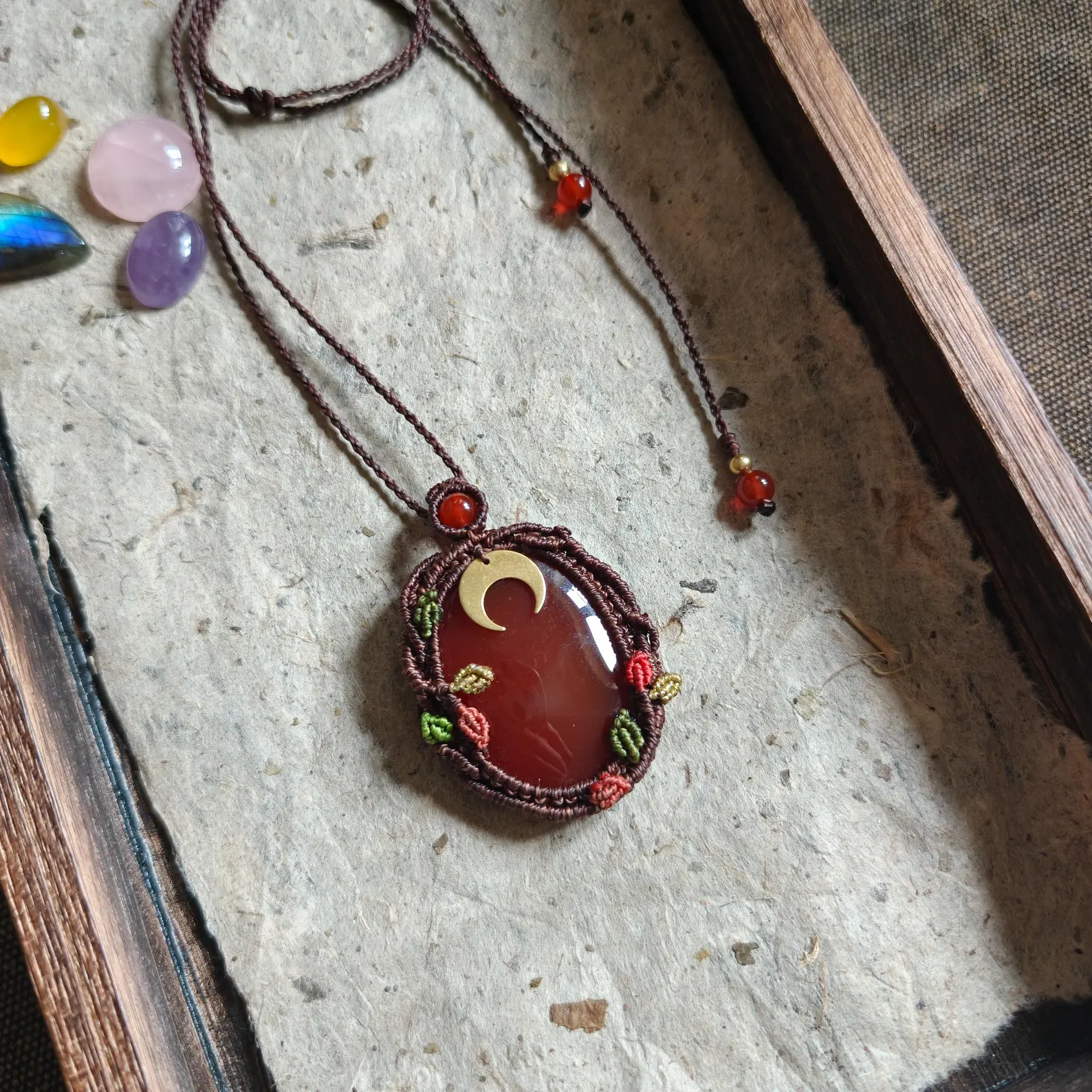 Carnelian pendant 