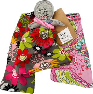 "Four the Readers" with bonus fidget pieces