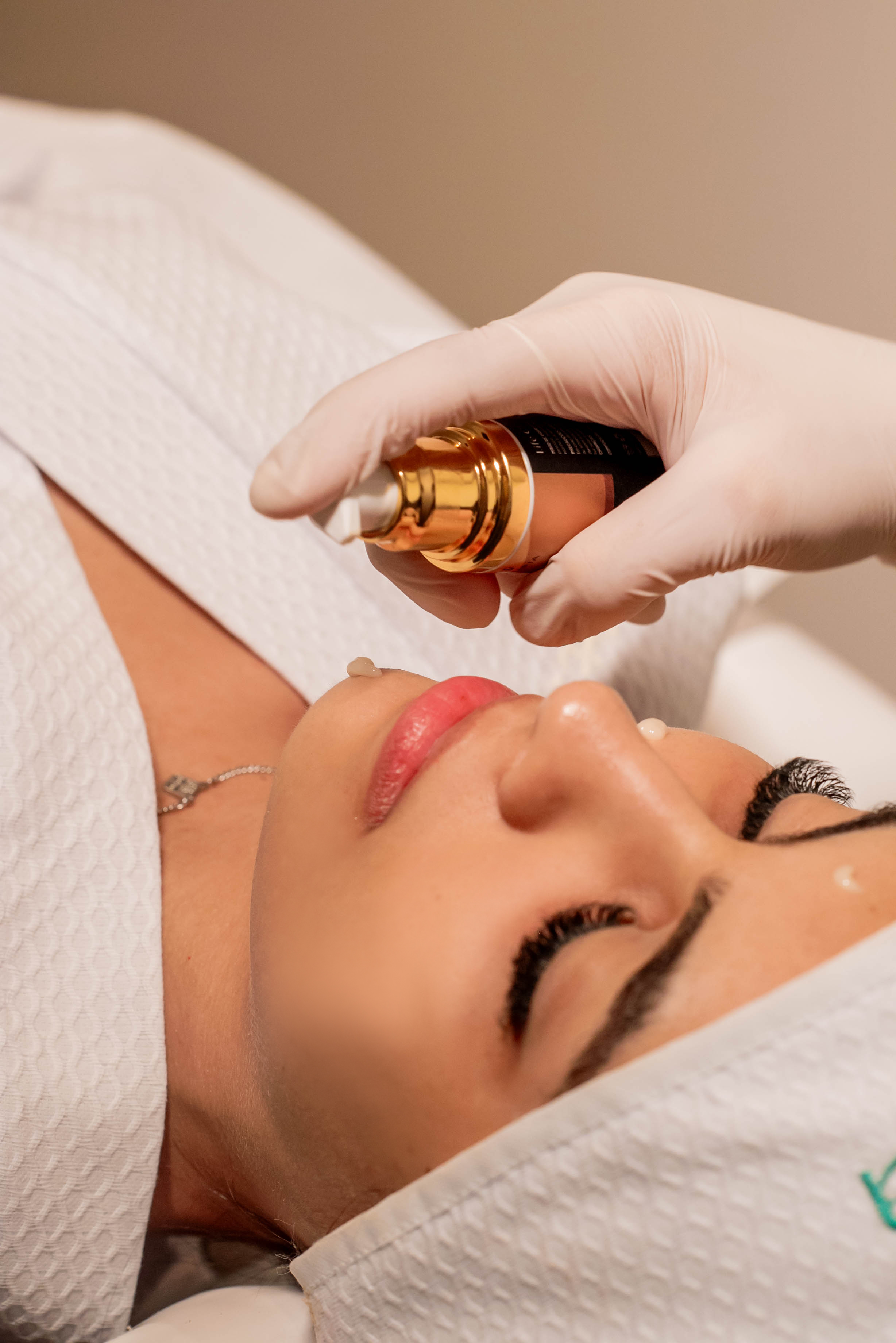 Limpeza de Pele Super Vip + Spa dos Lábios