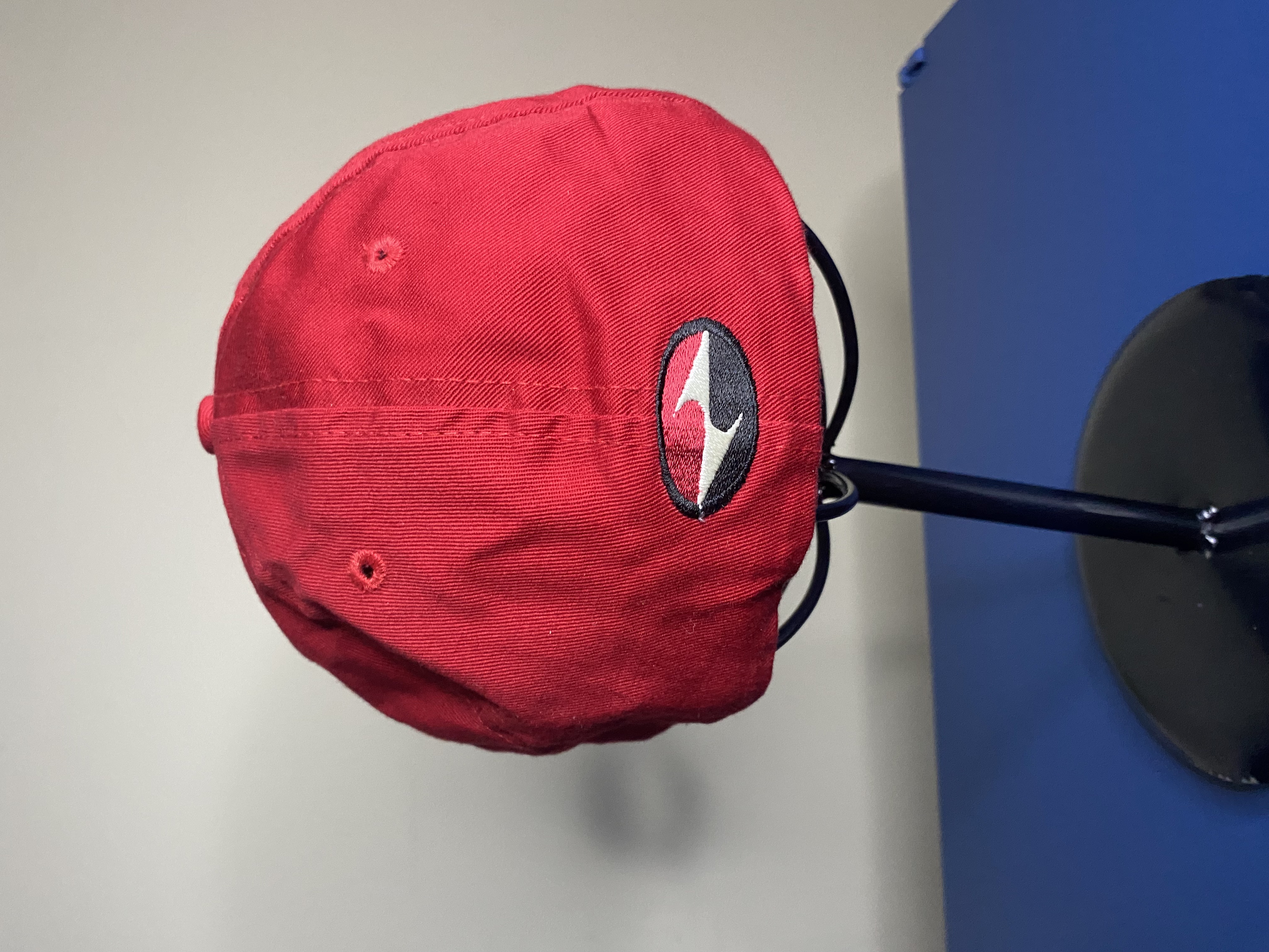 Nike Ying Yang Tiger Woods cap