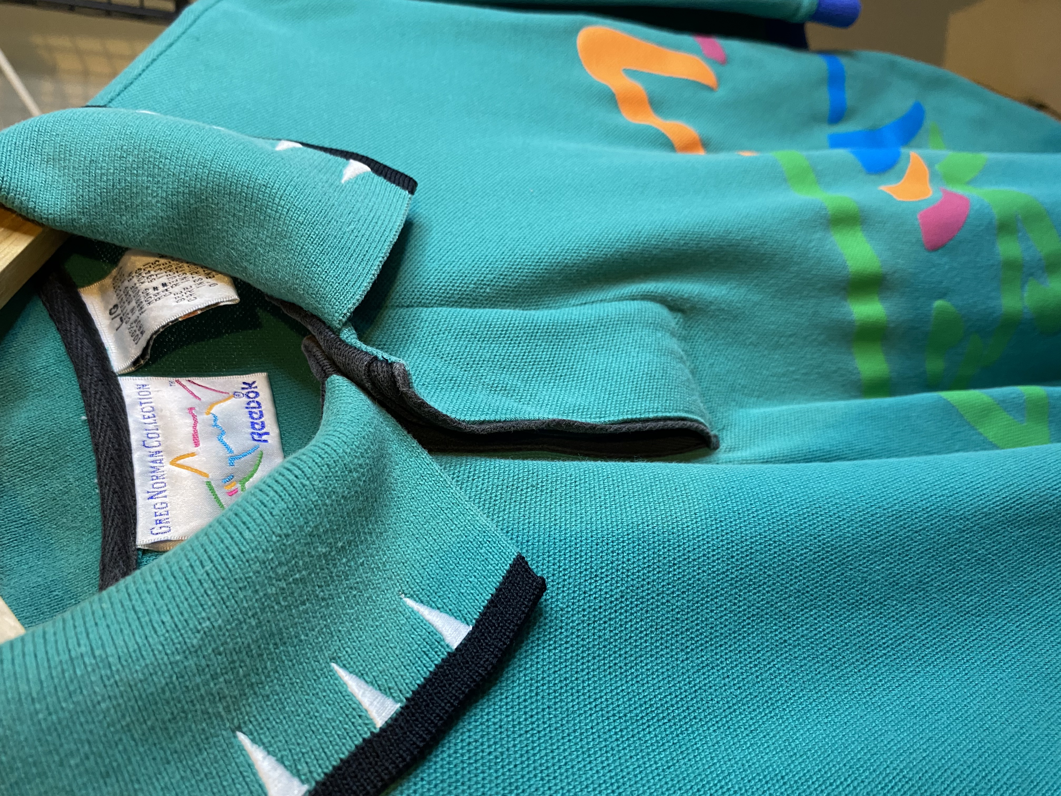 Vintage Greg Norman SHARK polo (L)