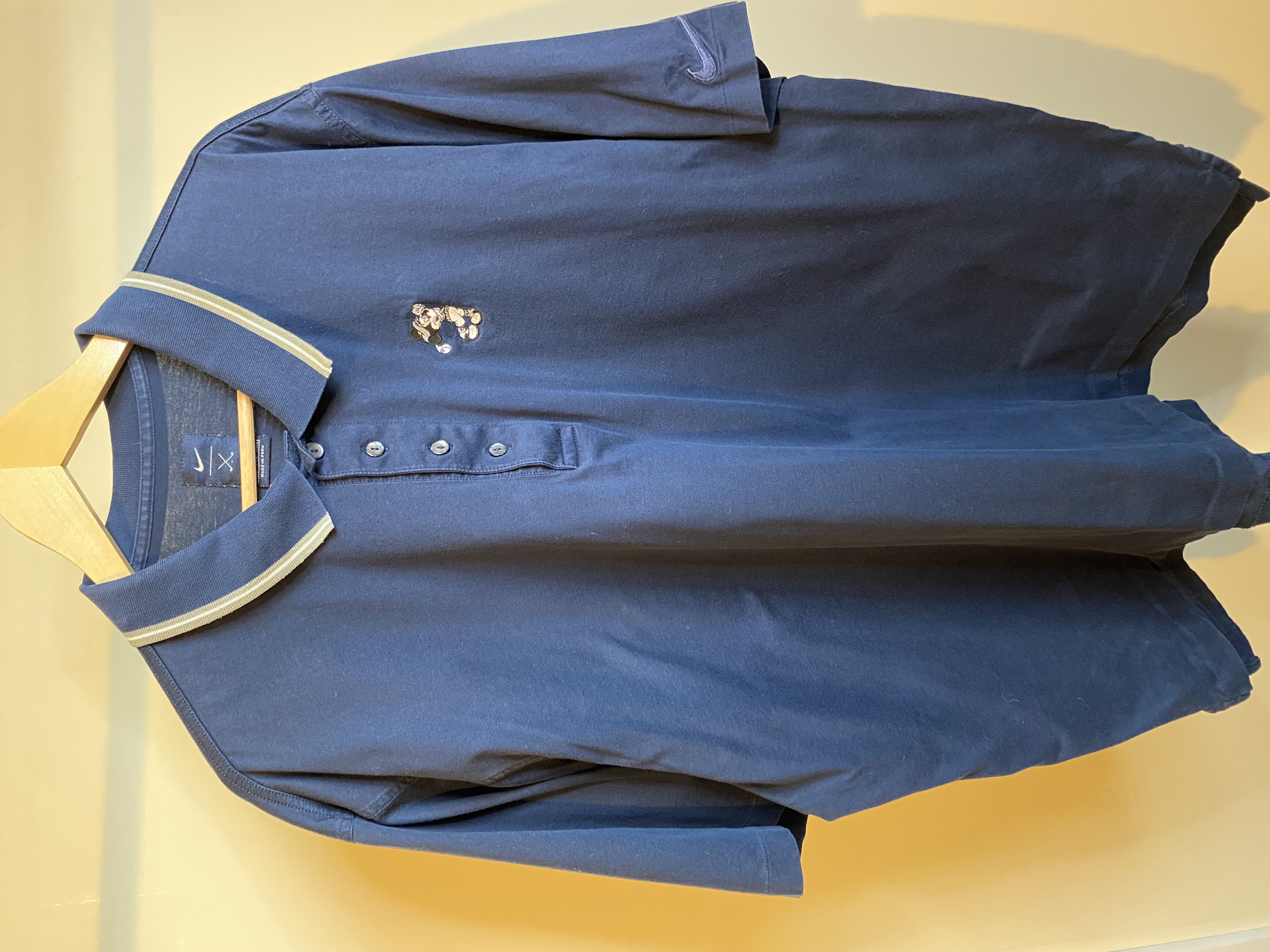 Vintage Nike Disney polo (XXL)