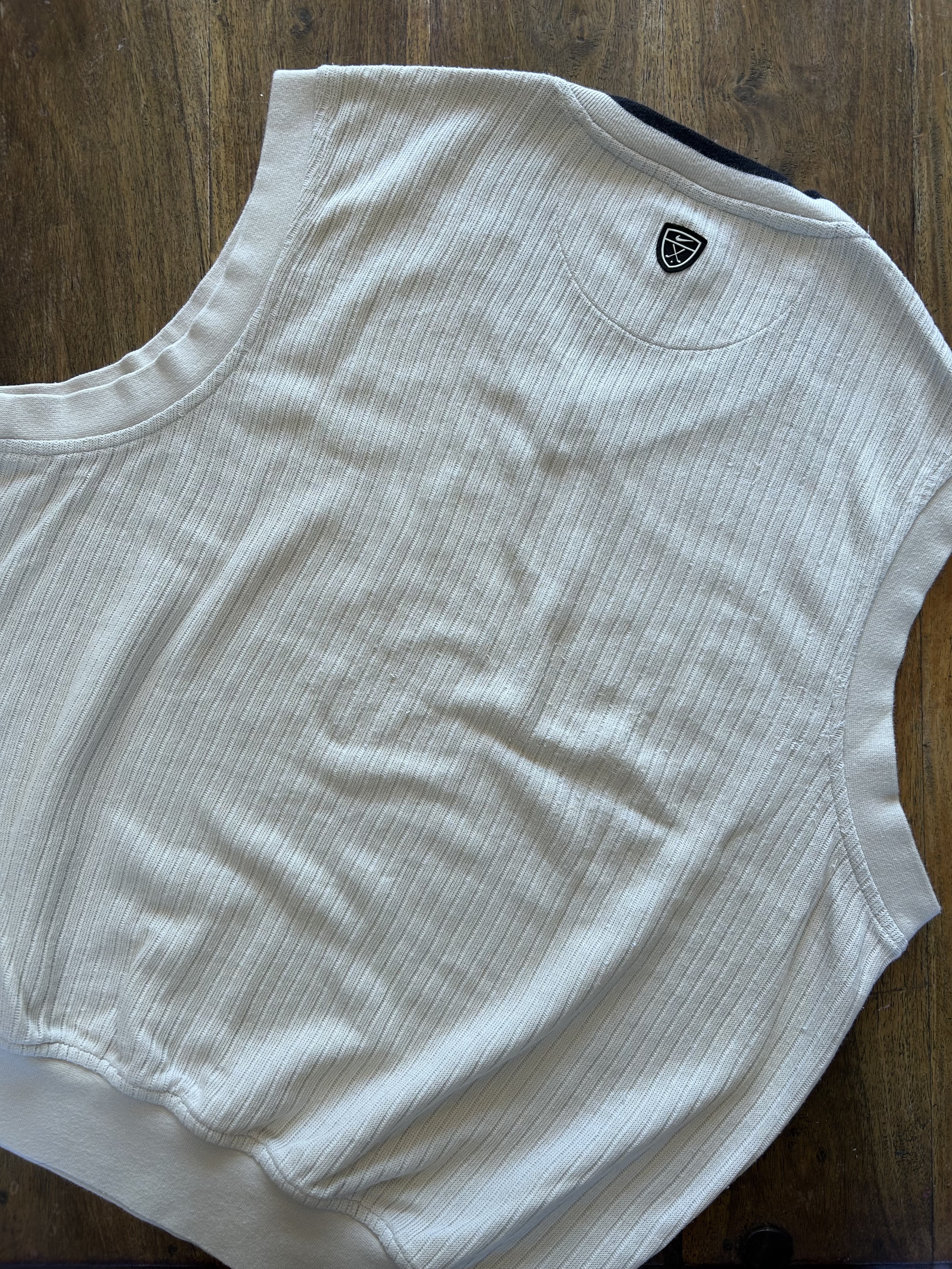 classic nike drip-fit vest (M)