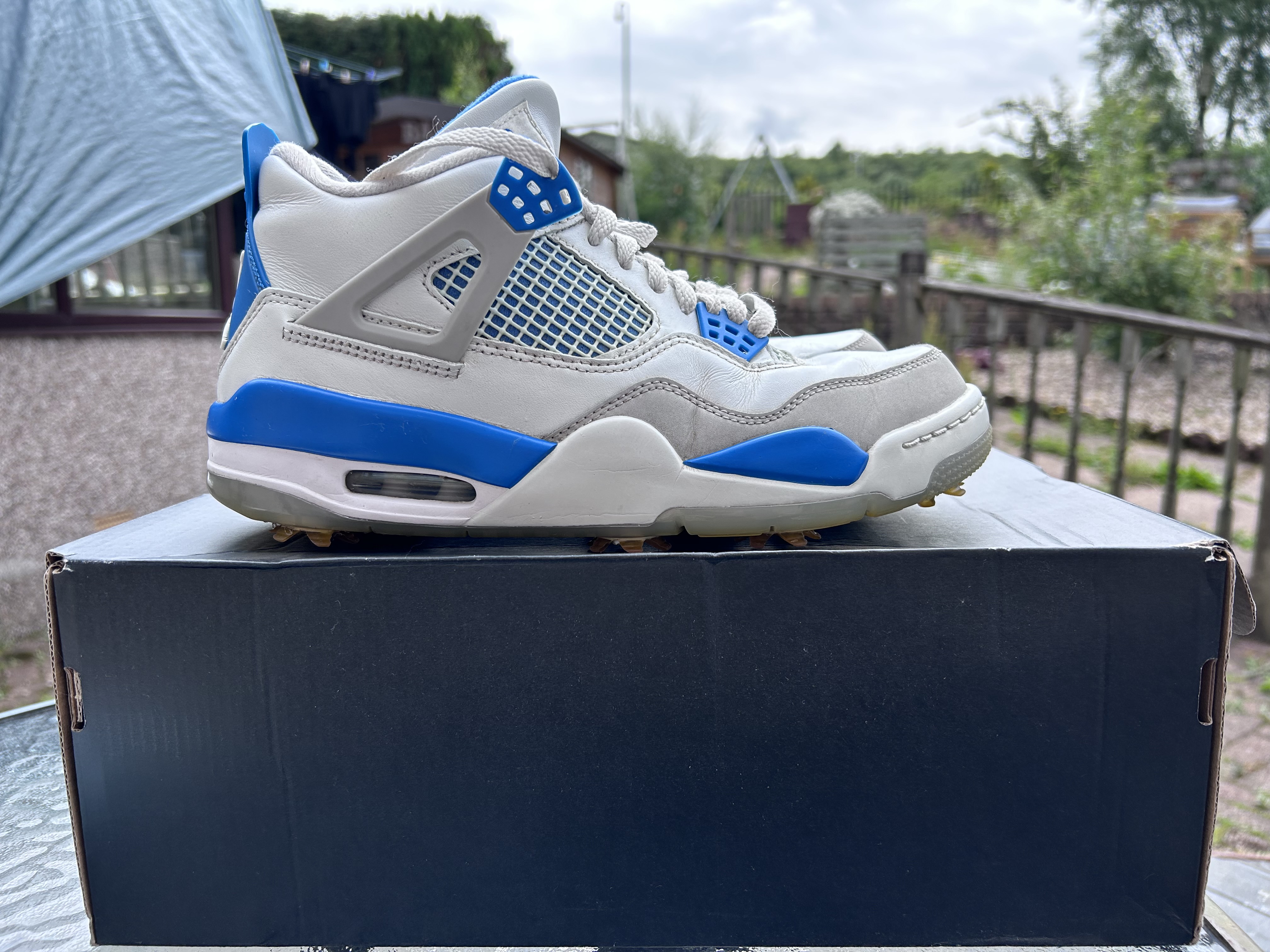 Jordan IV G white/military blue (UK7)