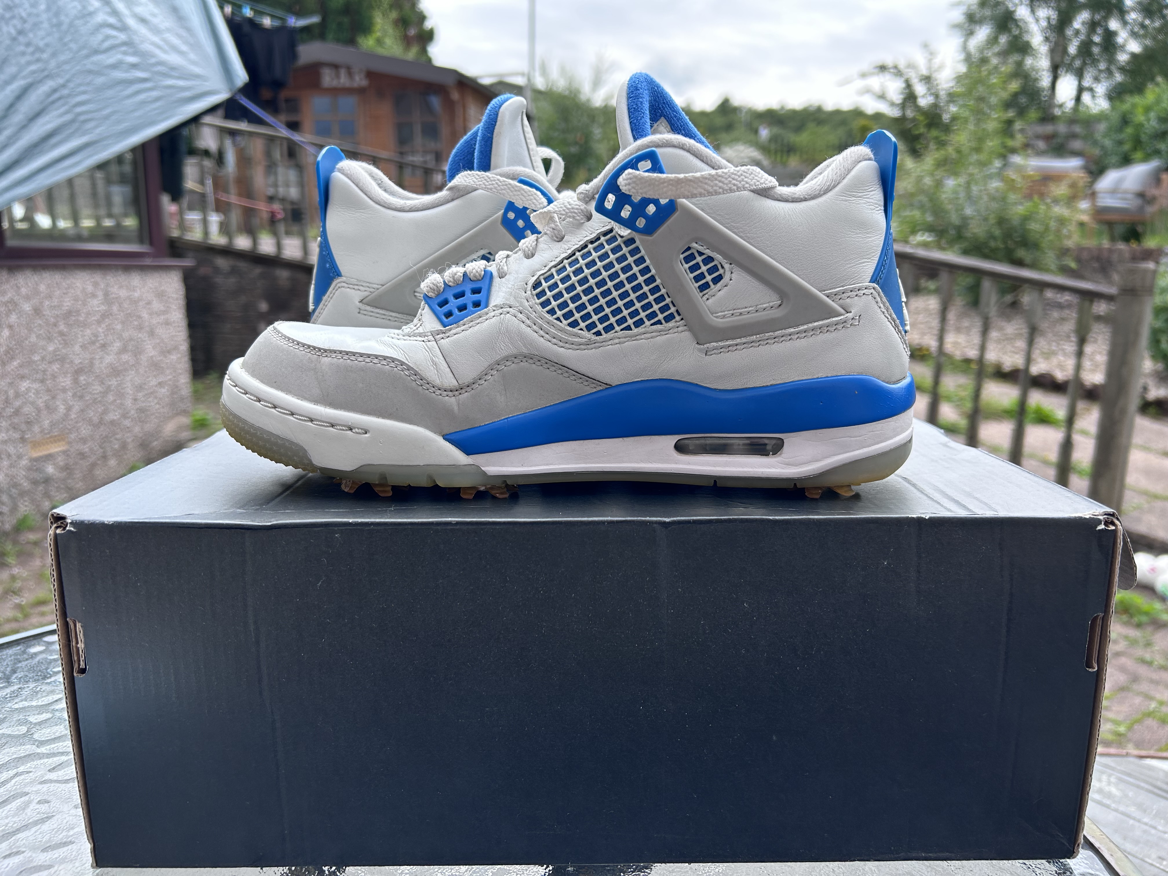 Jordan IV G white/military blue (UK7)