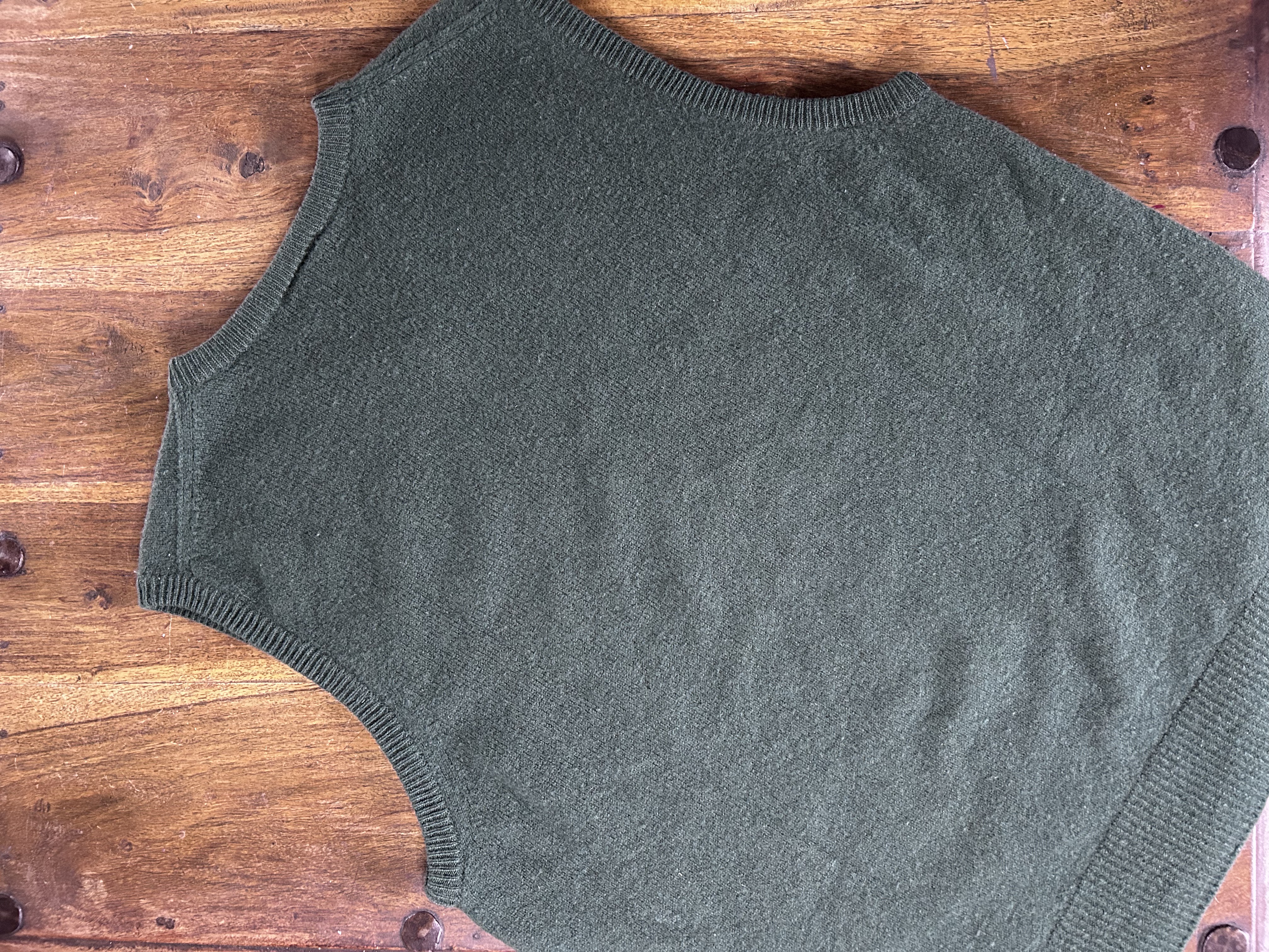 nike wool vest (M)