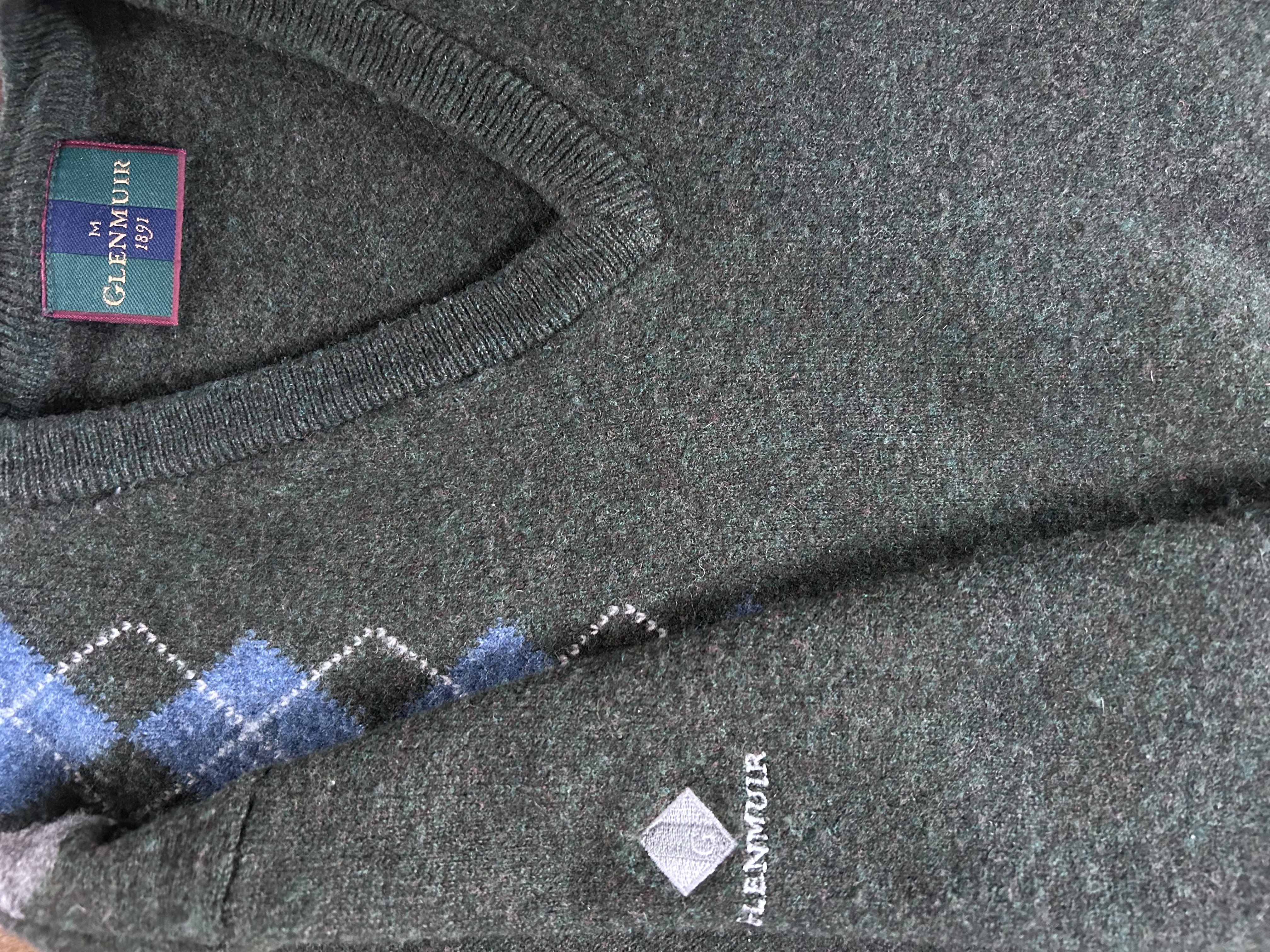 classic Glenmuir jumper (M)