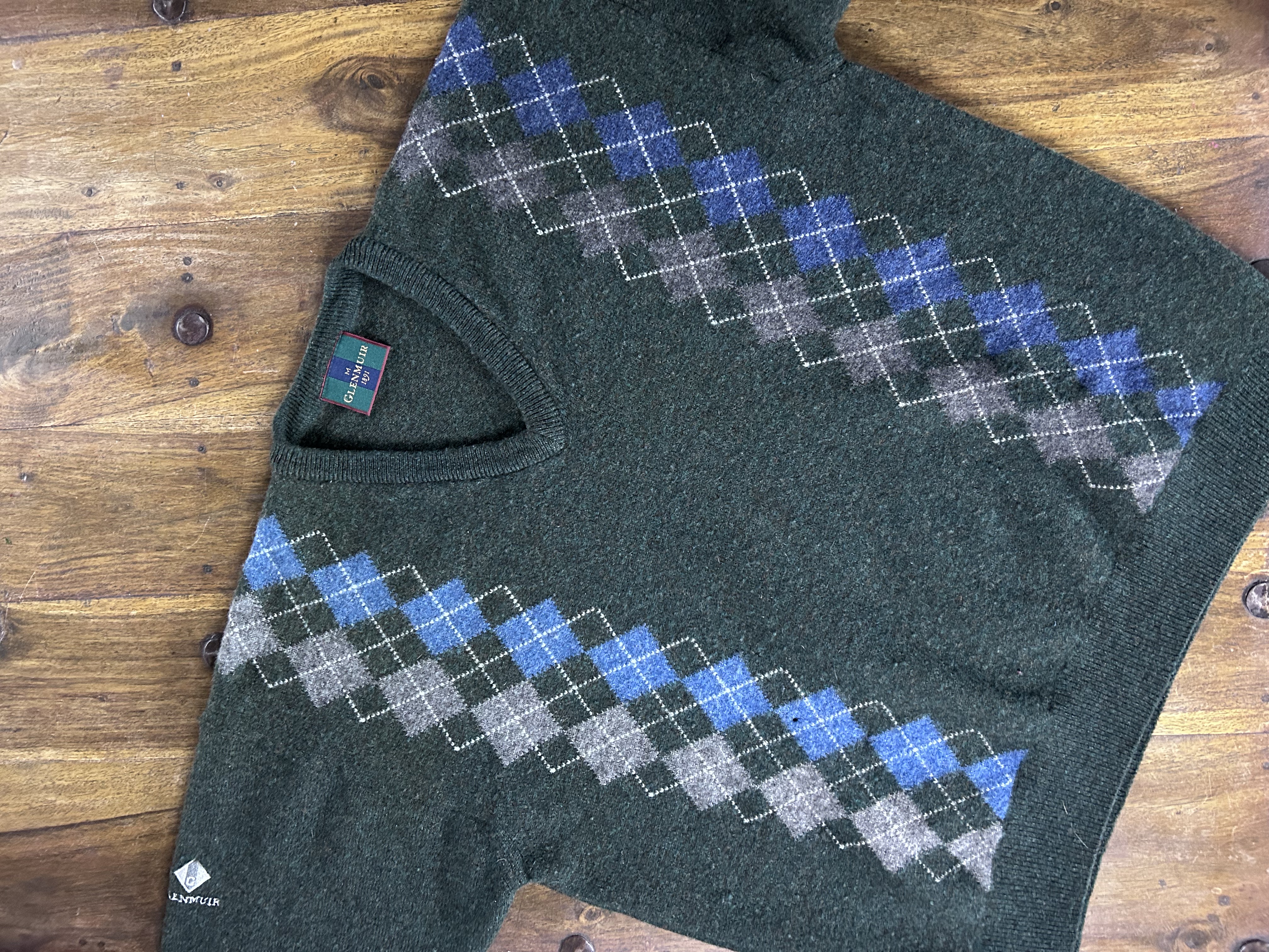 classic Glenmuir jumper (M)