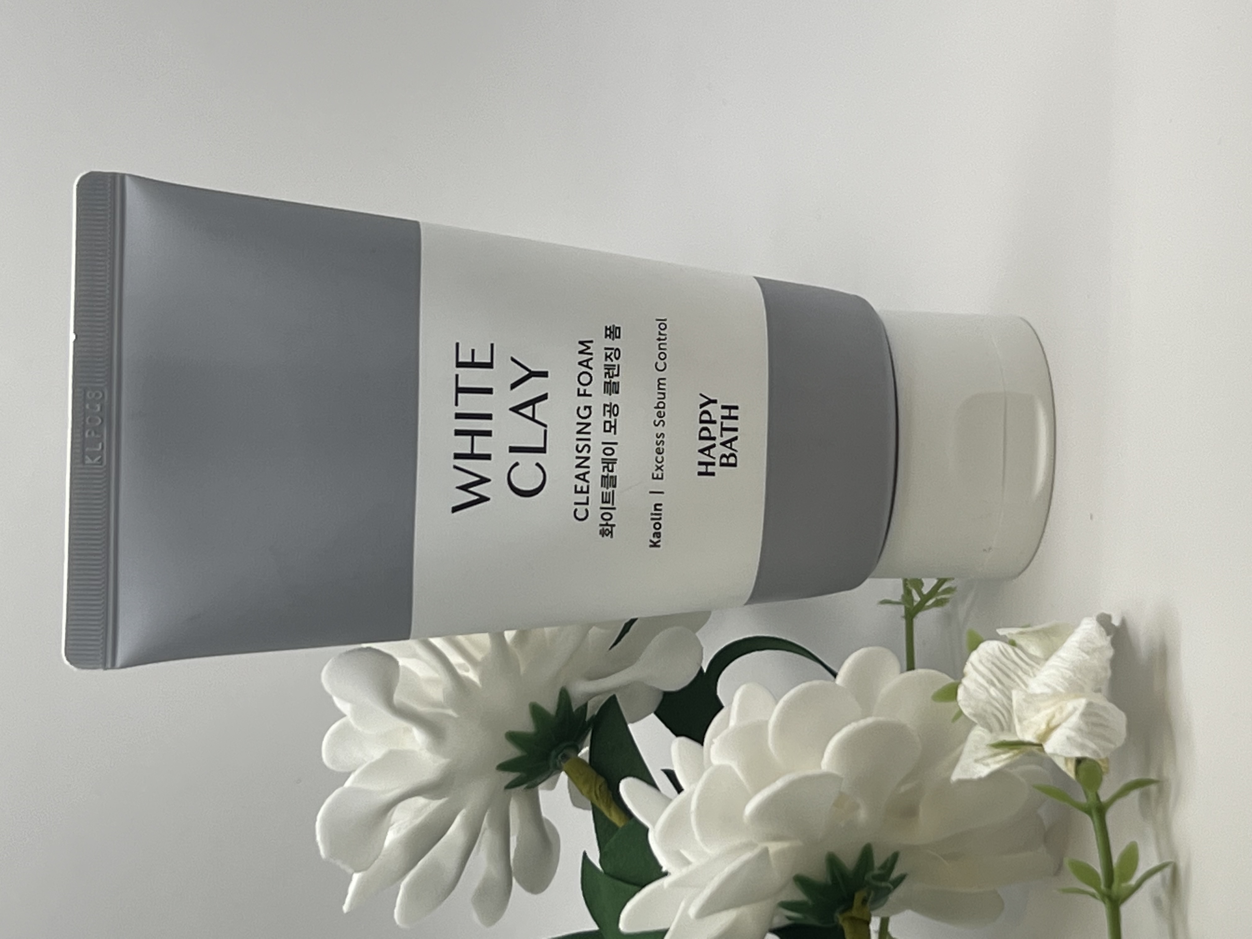 White Clay Cleansing Foam 