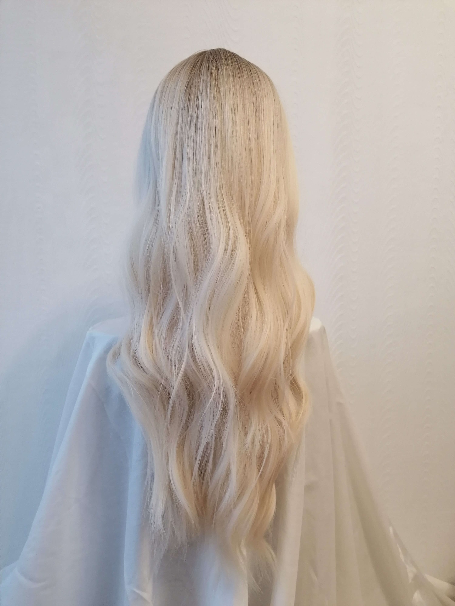 Perukas Nr. 179(11) blond spalva, ombre, ilgis 70cm