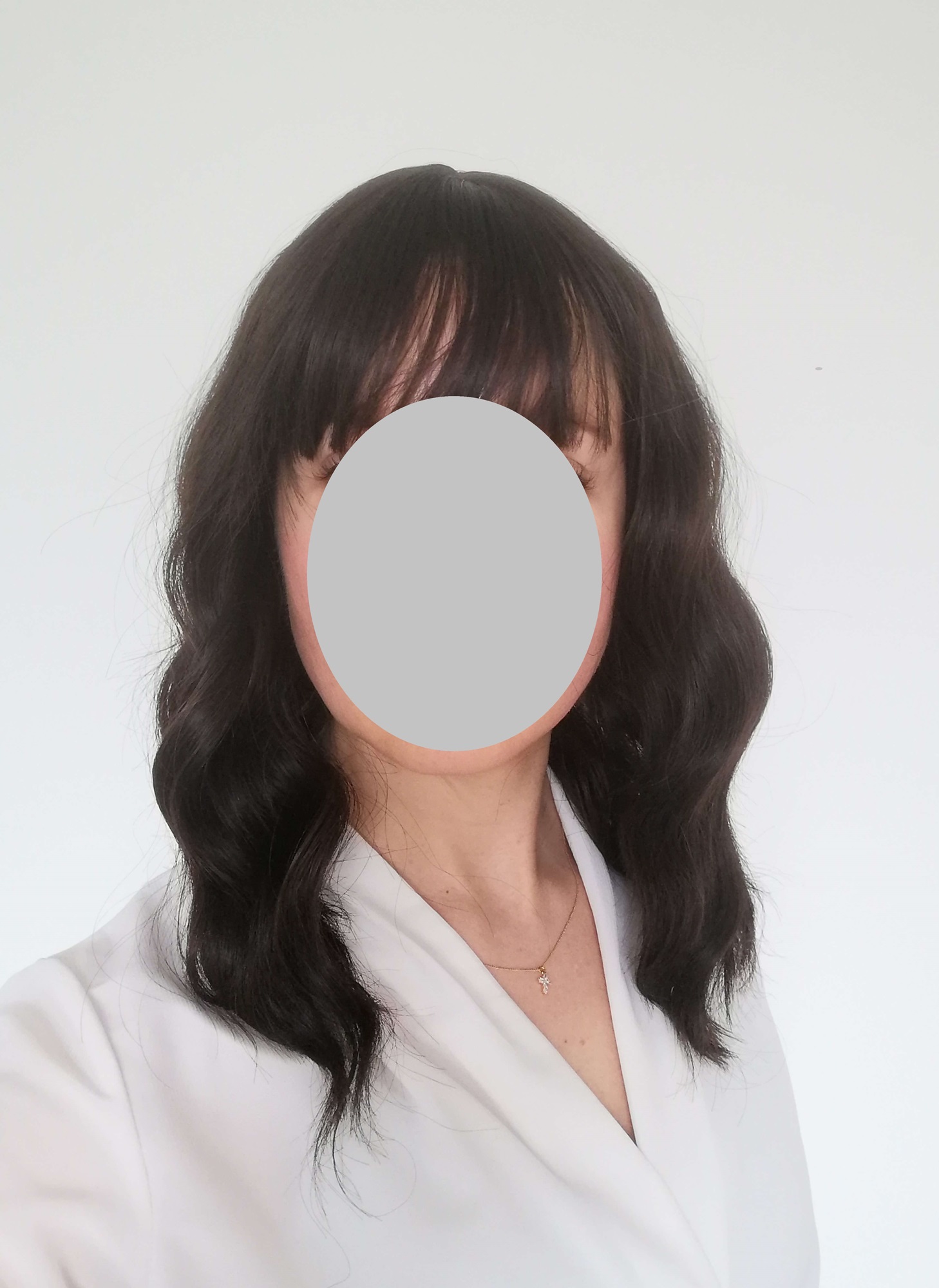 Perukas Nr. 210(4) tamsiai rudas, banguotas, ilgis 38cm