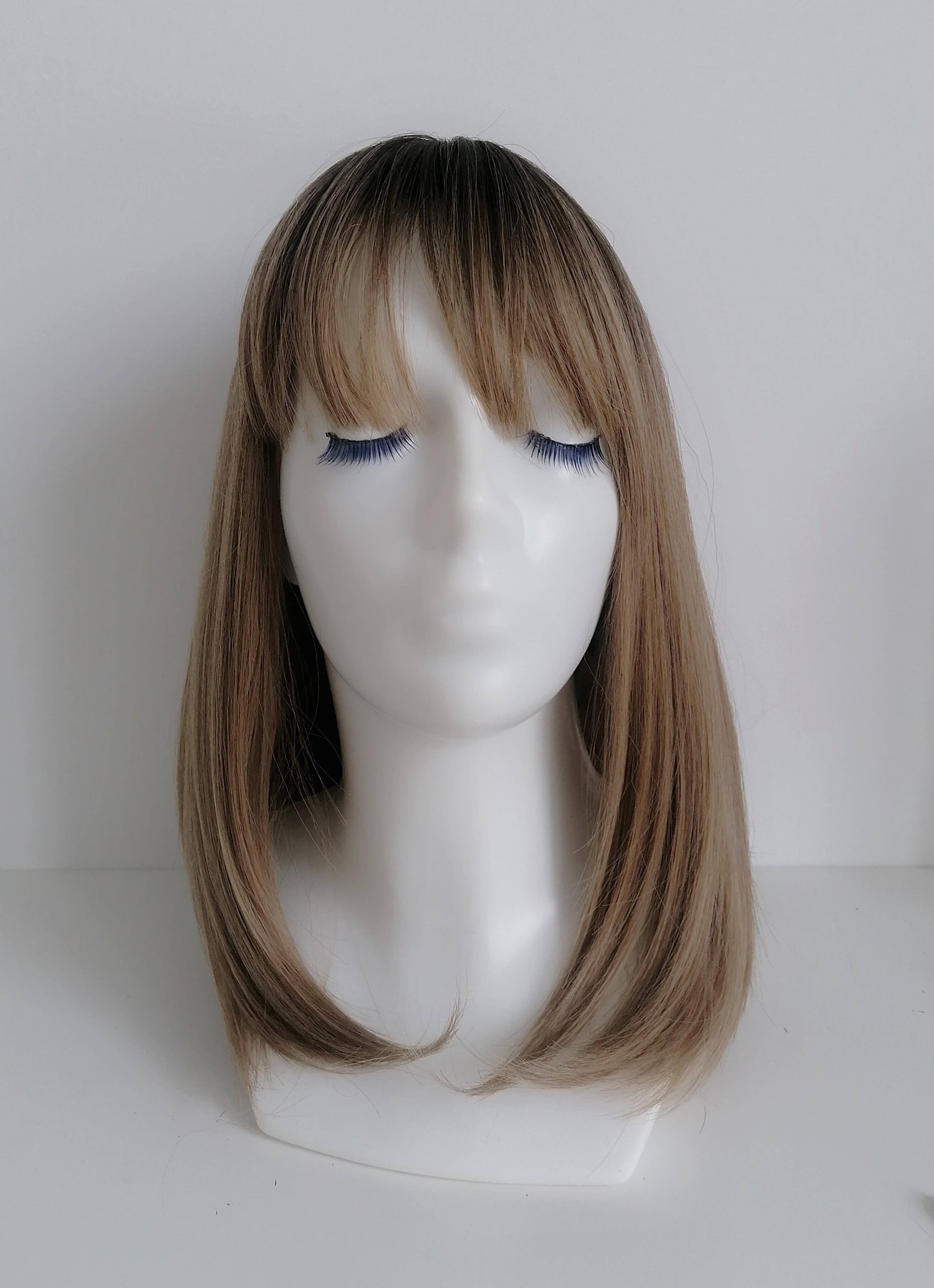 Perukas Nr. 6082(1) natūrali ruda spalva, ilgis 40cm