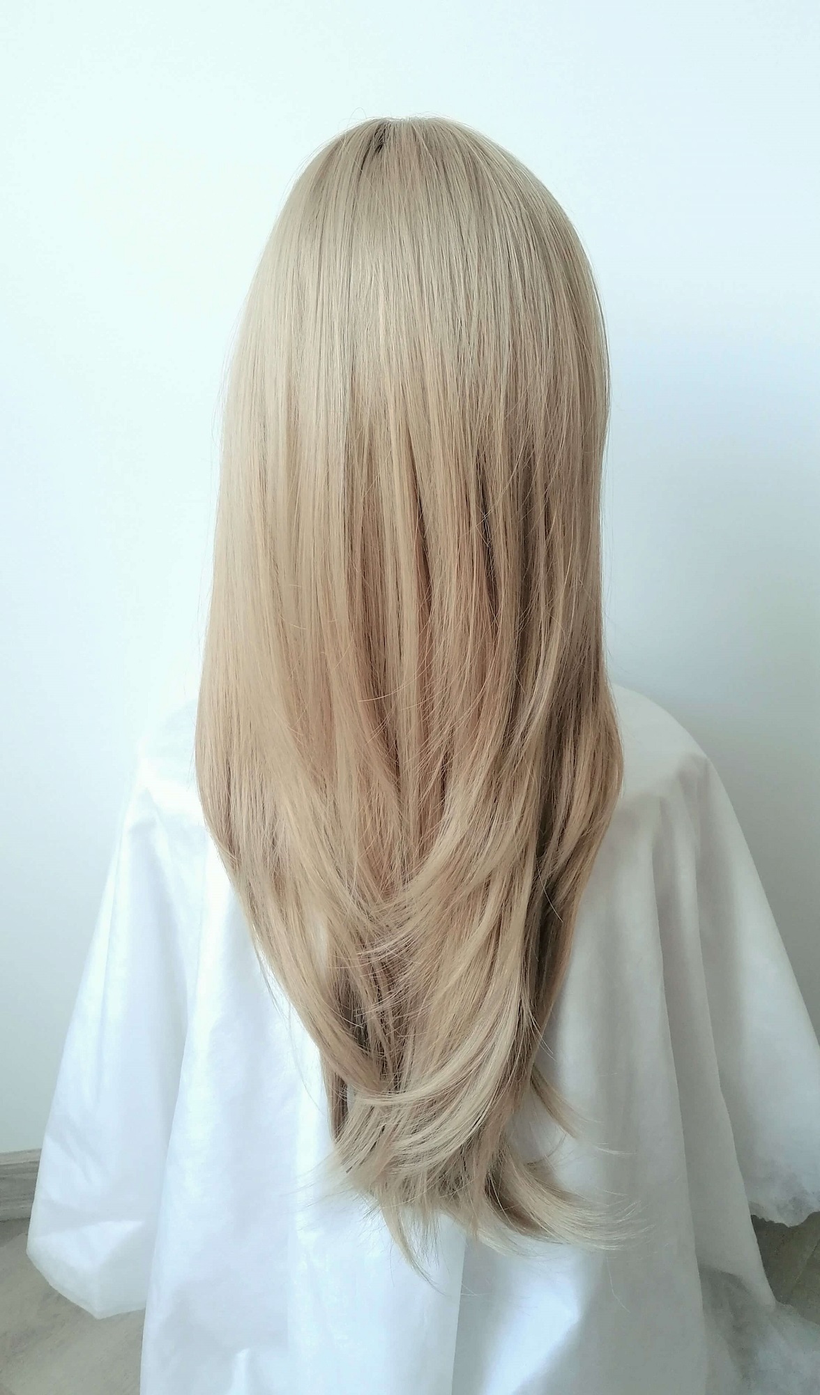 Perukas Nr. 259(2) natūrali blond spalva, ilgis 65cm