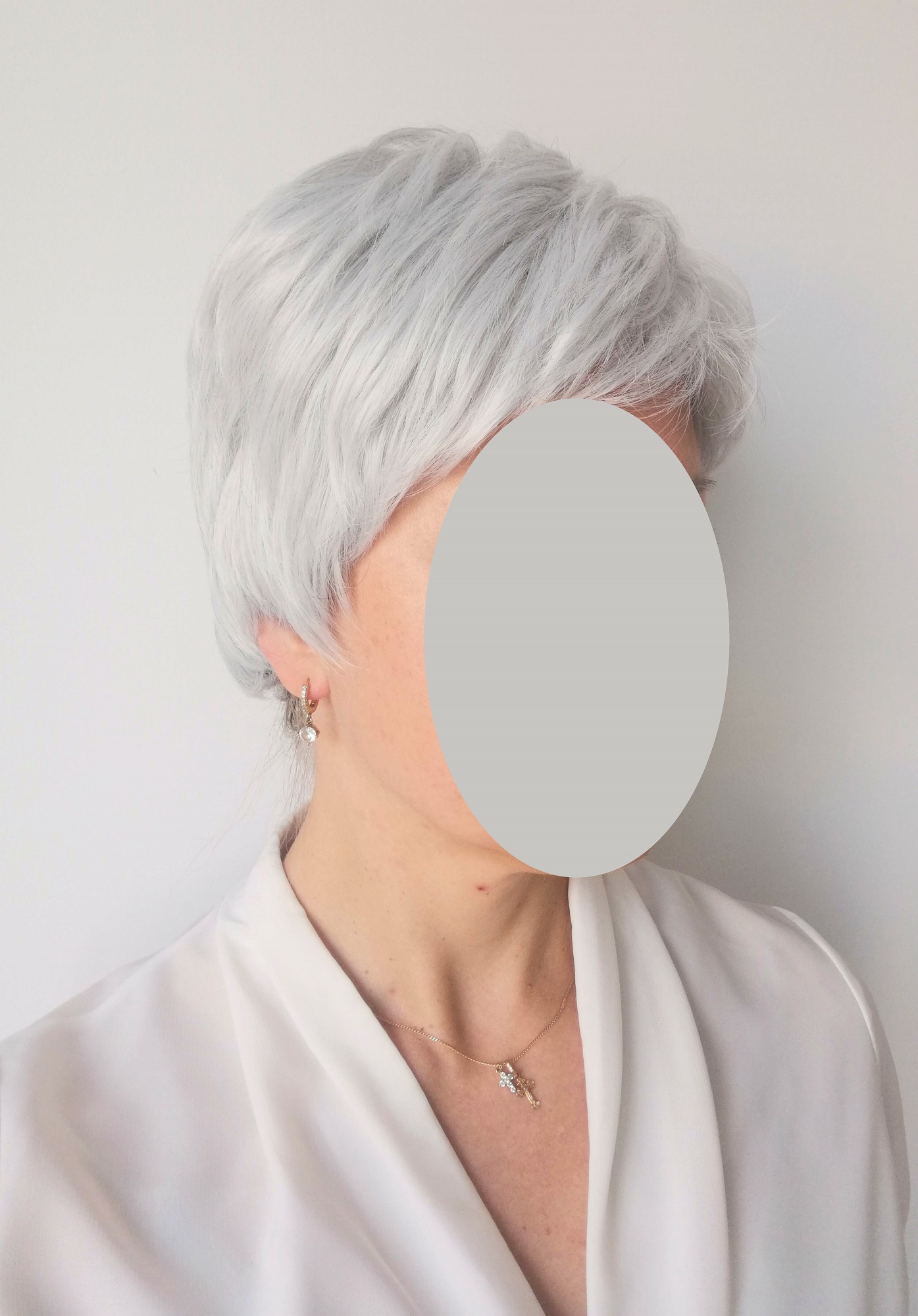 Žilas perukas, trumpų plaukų