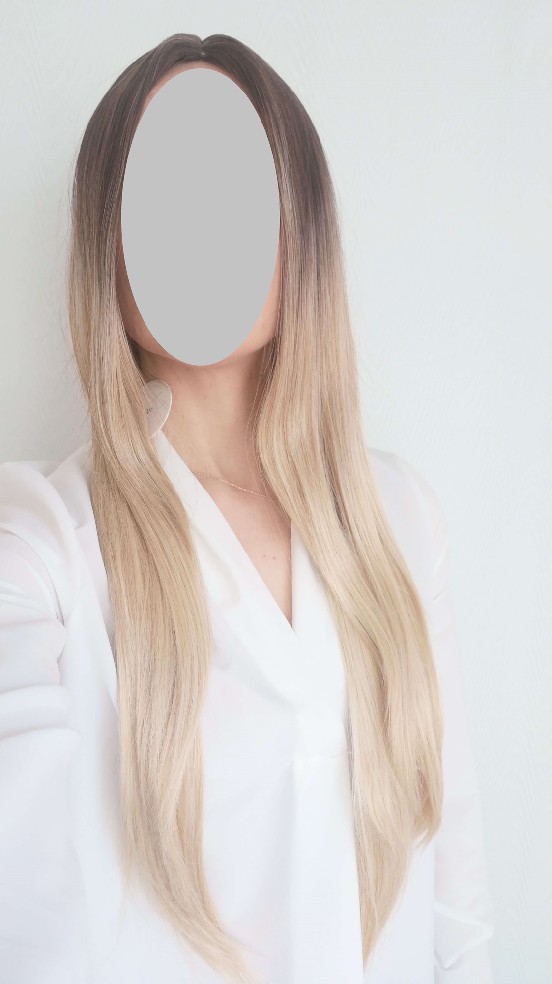 Perukas Nr. 5106 tiesus blond, tamsintas viršugalvis, ilgis 70cm