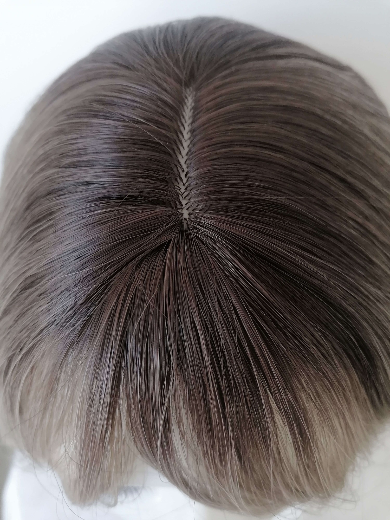 Perukas Nr. 030 banguotas blond ombre, ilgis 38cm