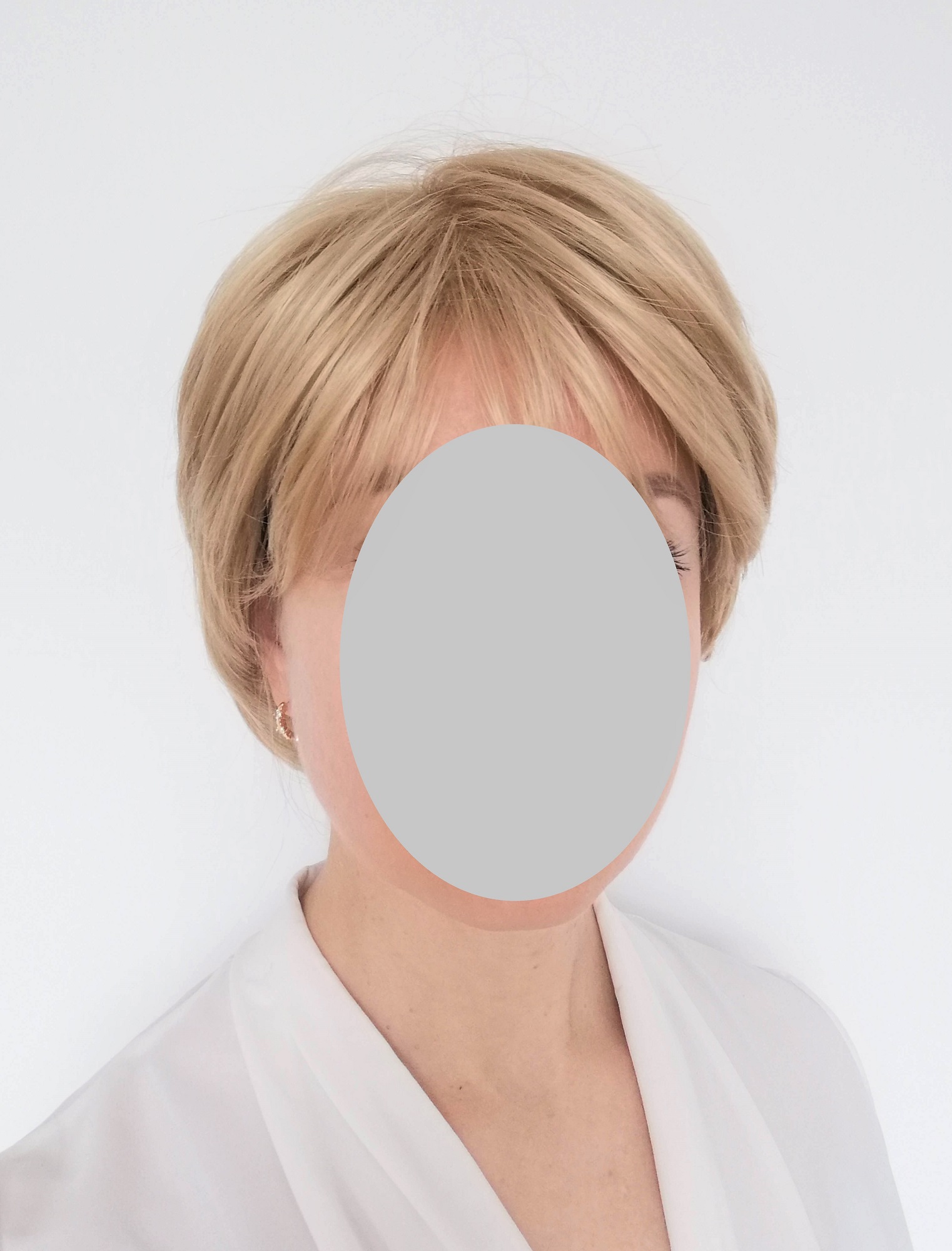Perukas Nr. 24B trumpų plaukų, gintarinė blond spalva
