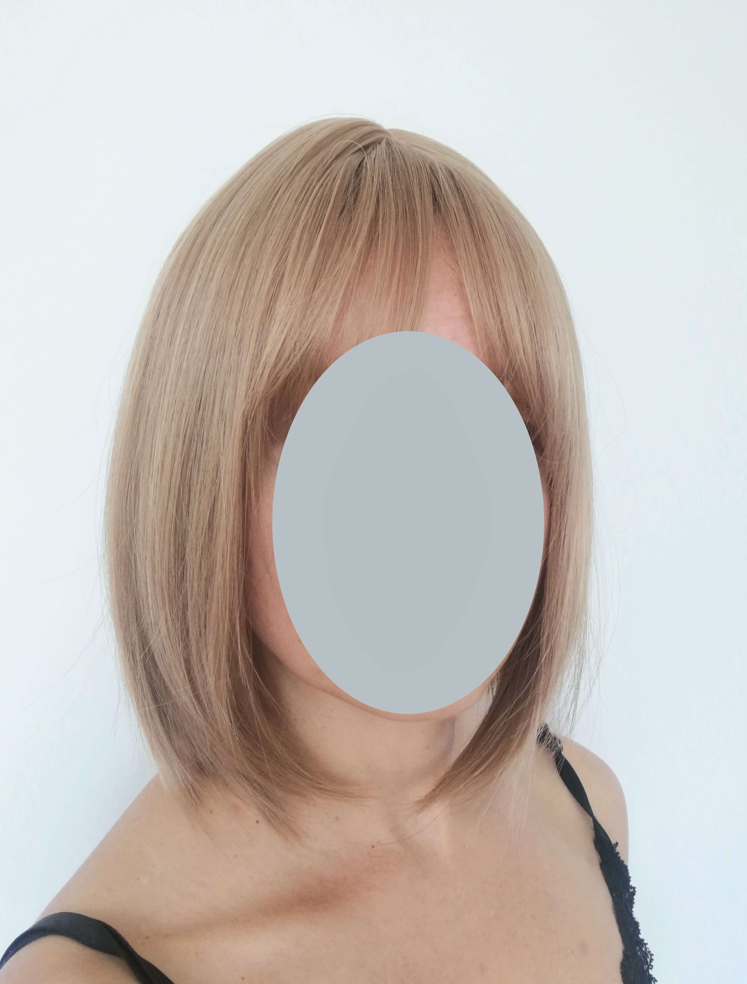 Perukas Nr. 1124(1) šviesiai rudas / gintarinės spalvos, ilgis 33cm