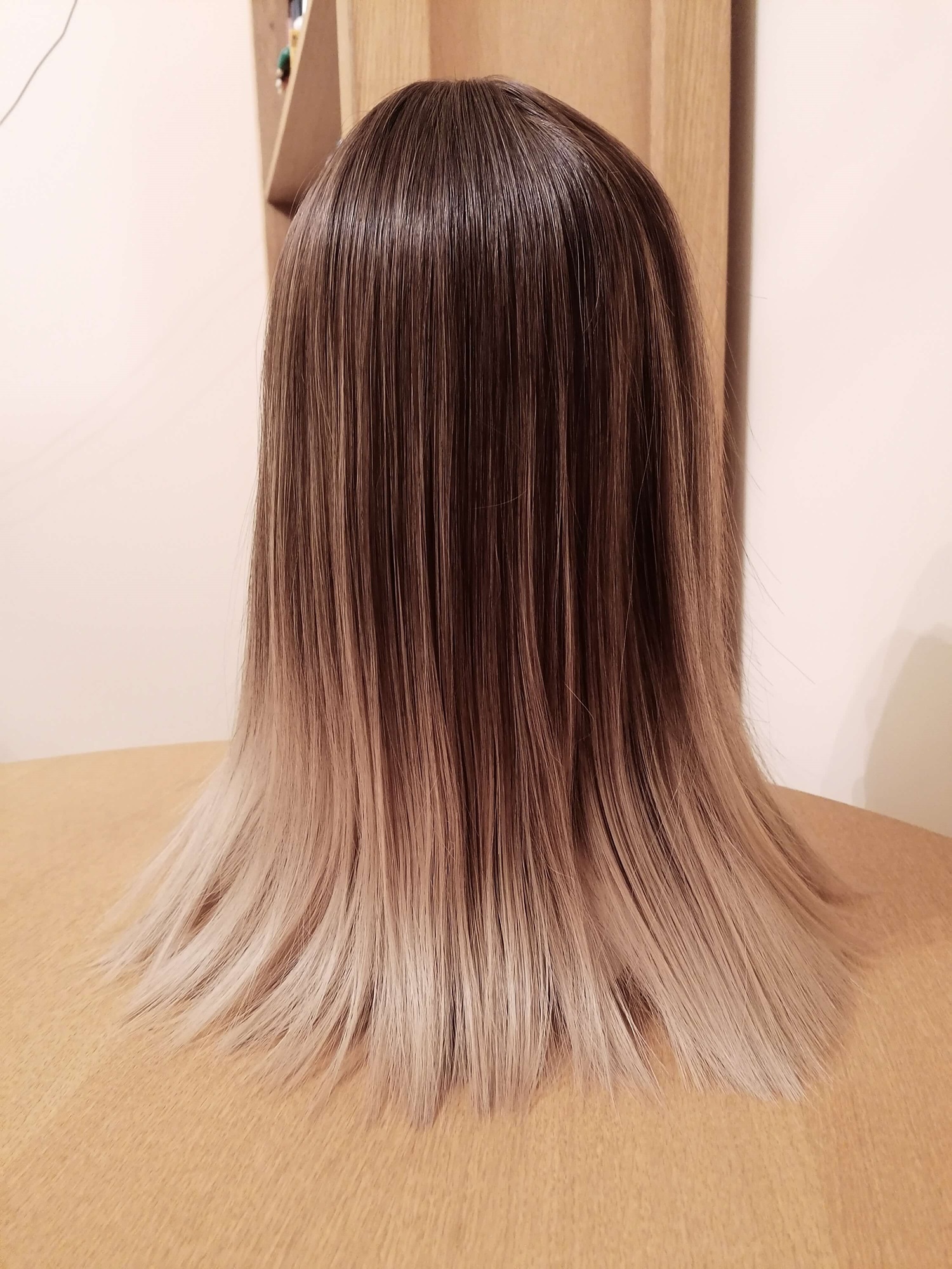 Perukas Nr. 152(2) ombre su kirpčiukais, ilgis 45cm