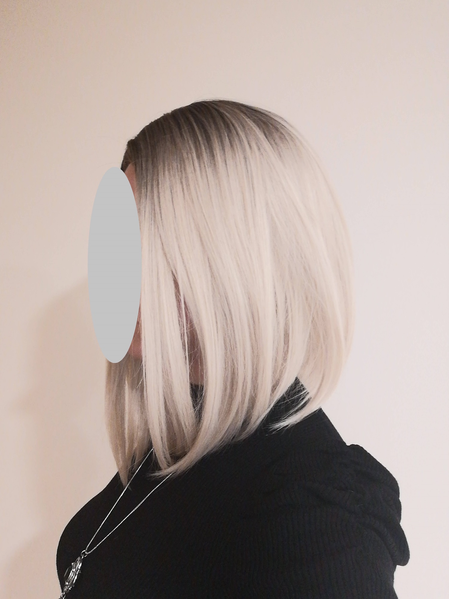 Perukas Nr. 1049 blond kare, ombre efektas, ilgis 44cm