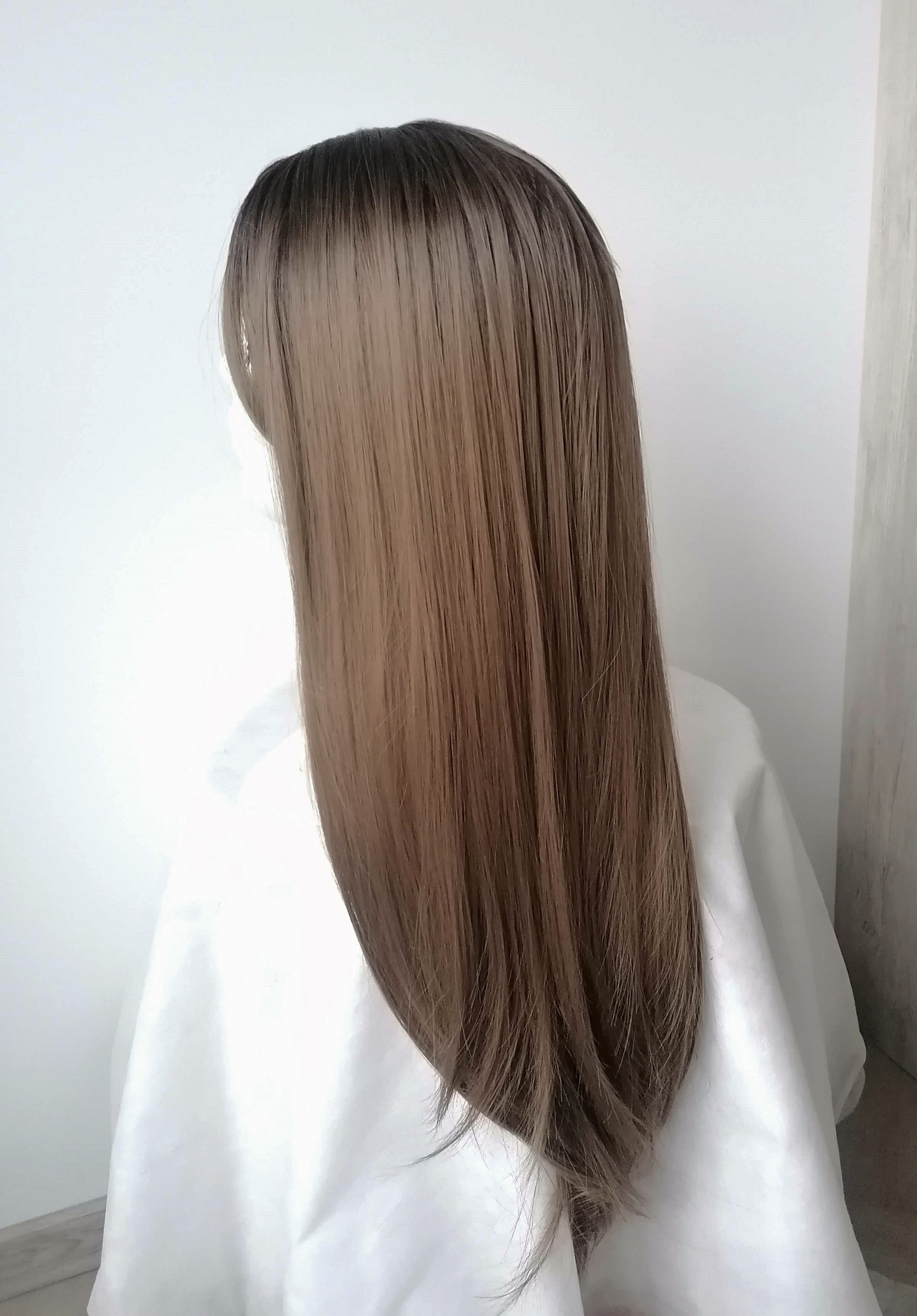 Perukas Nr. 306 rudas, tiesus, ilgis 70cm