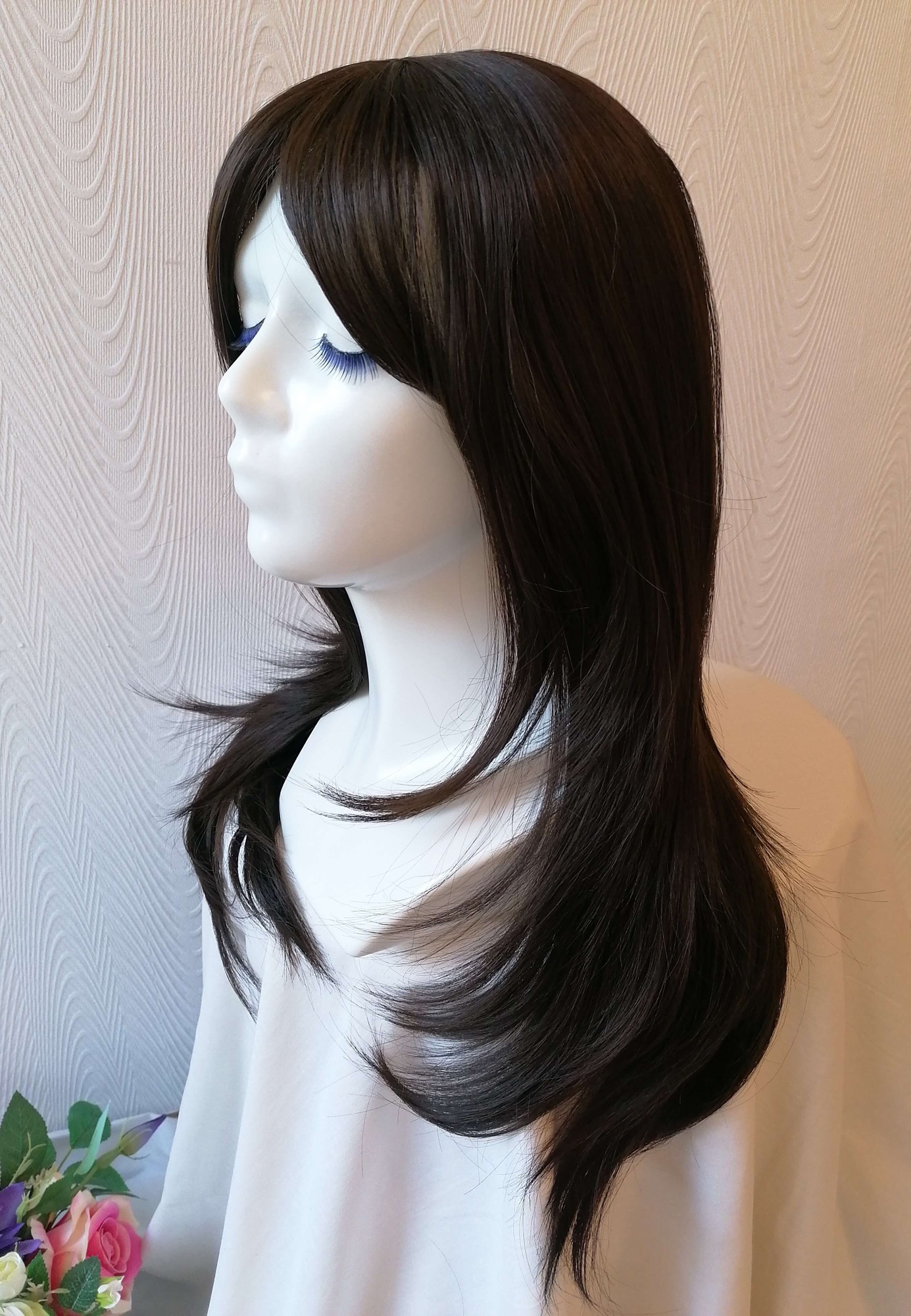 Perukas Nr. 259(8) tamsiai rudas, su kirpčiukais, ilgis 65cm