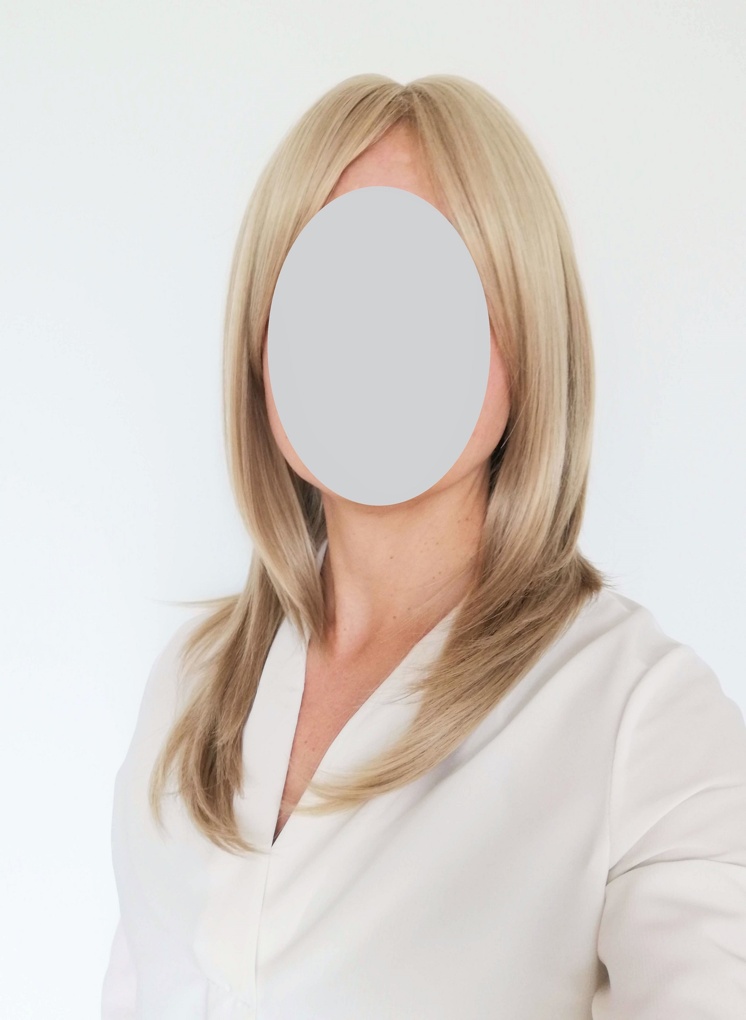 Perukas Nr. 1040(1) natūrali blond spalva, ilgis 50cm