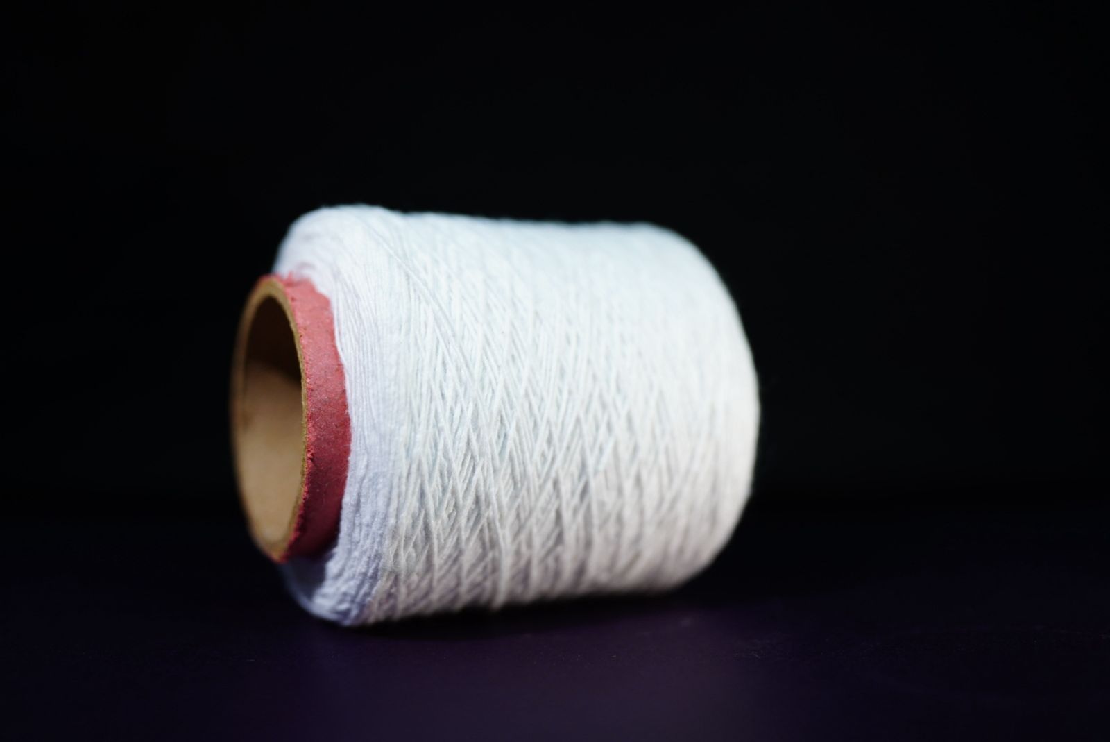 WHITE YARN