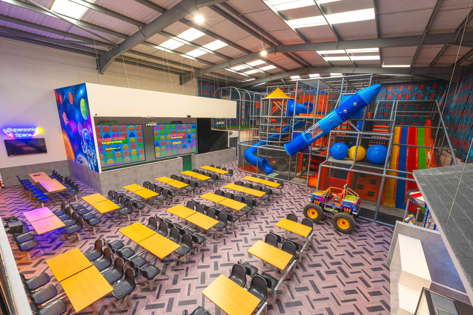 Kosmic Kingdom 60 min Soft Play