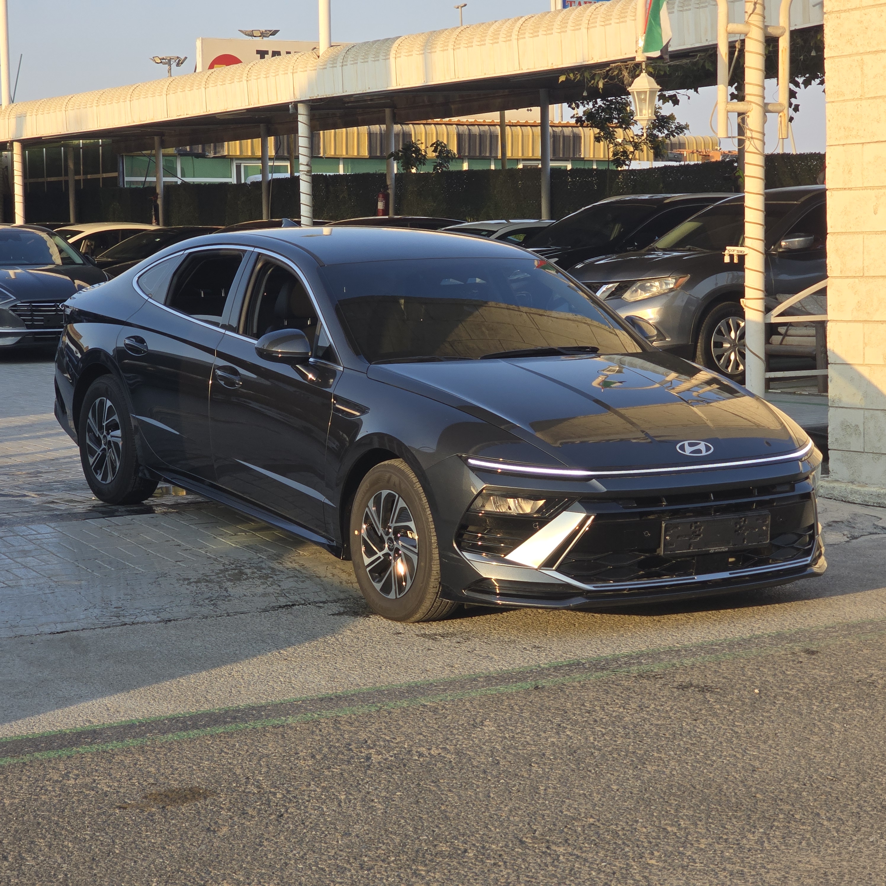     Hyundai  Sonata HAYBRID