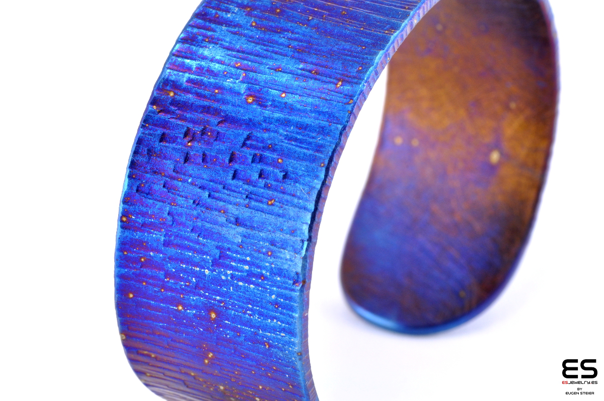Titanium Cuff Bracelet - Textured Blue 20 mm wide